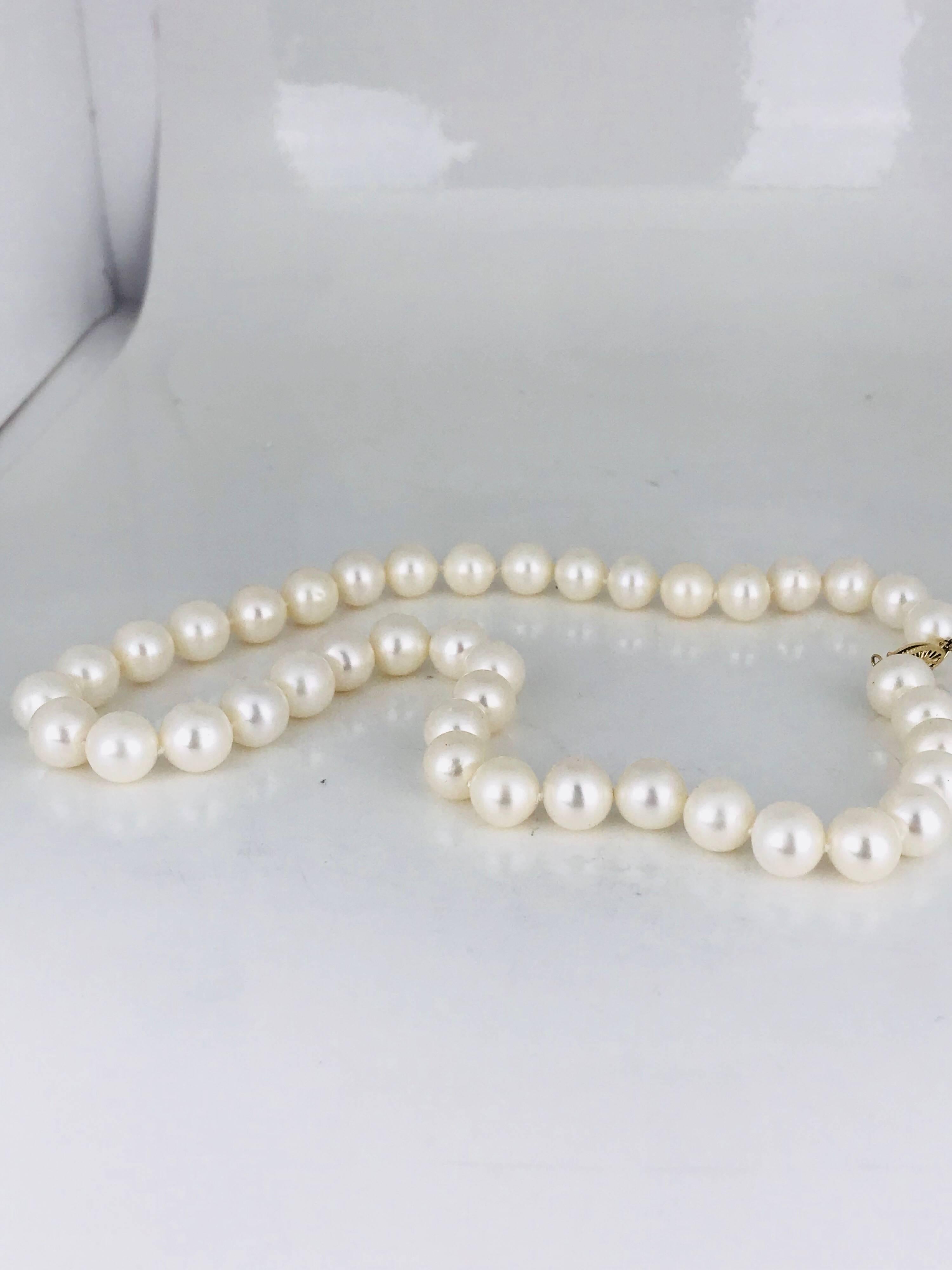 Round Cut Freshwater Pearl Strand, Contemporary For Sale