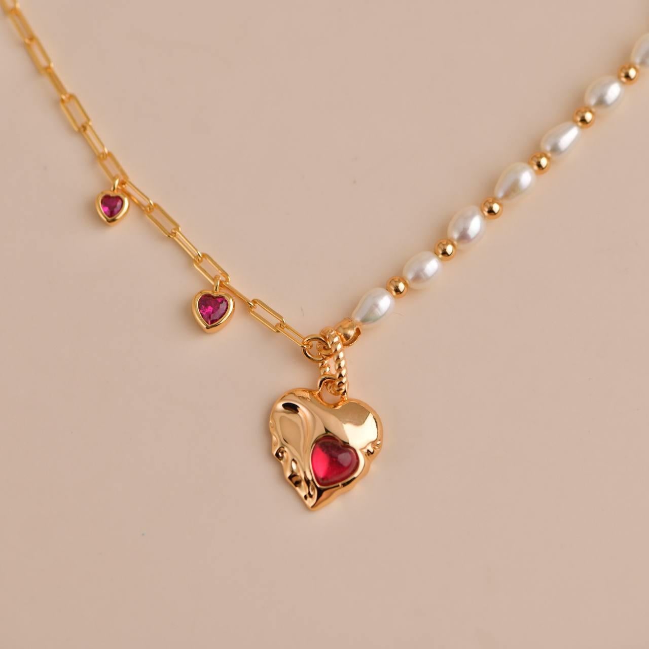 Freshwater Pearl with Zircon Gold Heart Charm Necklace For Sale 5