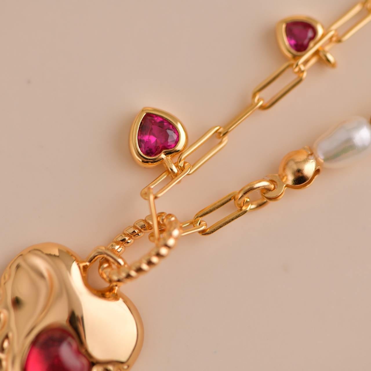 Süßwasserperle mit Zirkon-Gold-Herz-Charm-Halskette im Zustand „Neu“ im Angebot in Banbury, GB