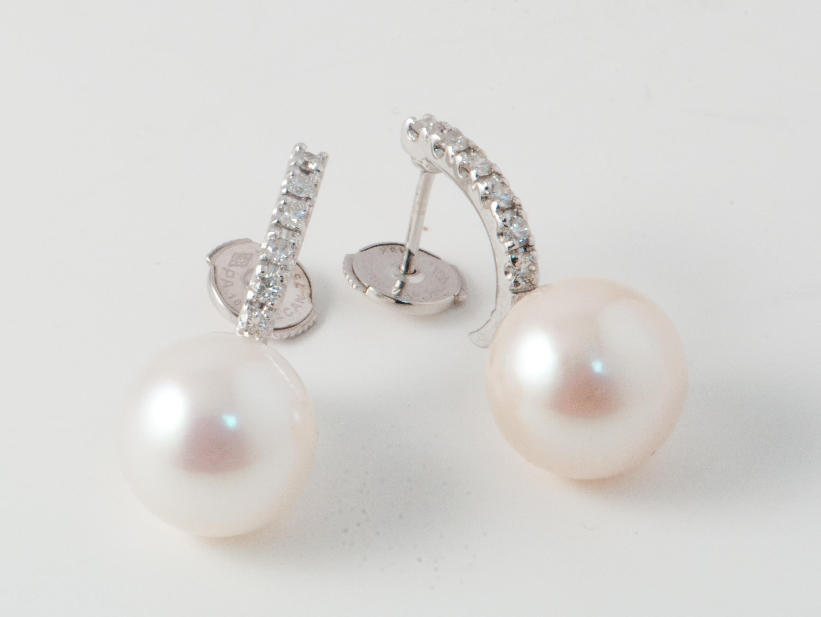 Women's Freshwater Pearls and White Diamonds on White Gold 18 Karat Drop Earrings