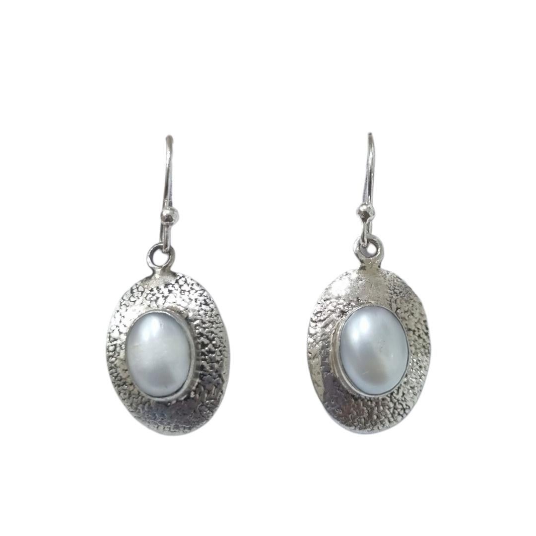 Artisan Freshwater pearls earrings in sterling silver For Sale