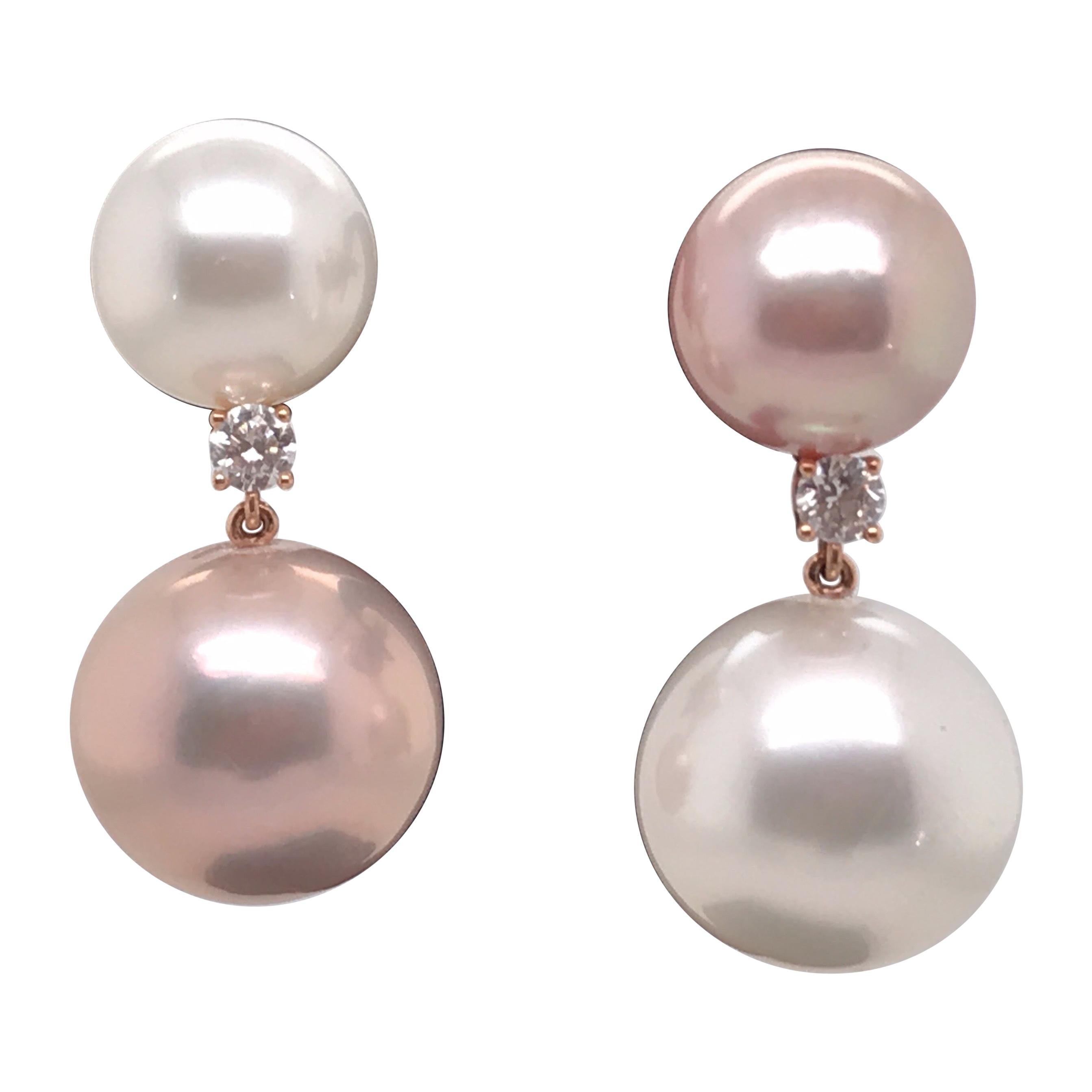 Boucles d'oreilles en goutte en or rose 18 carats avec perles d'eau douce des mers du Sud et diamants de 0,25 carat