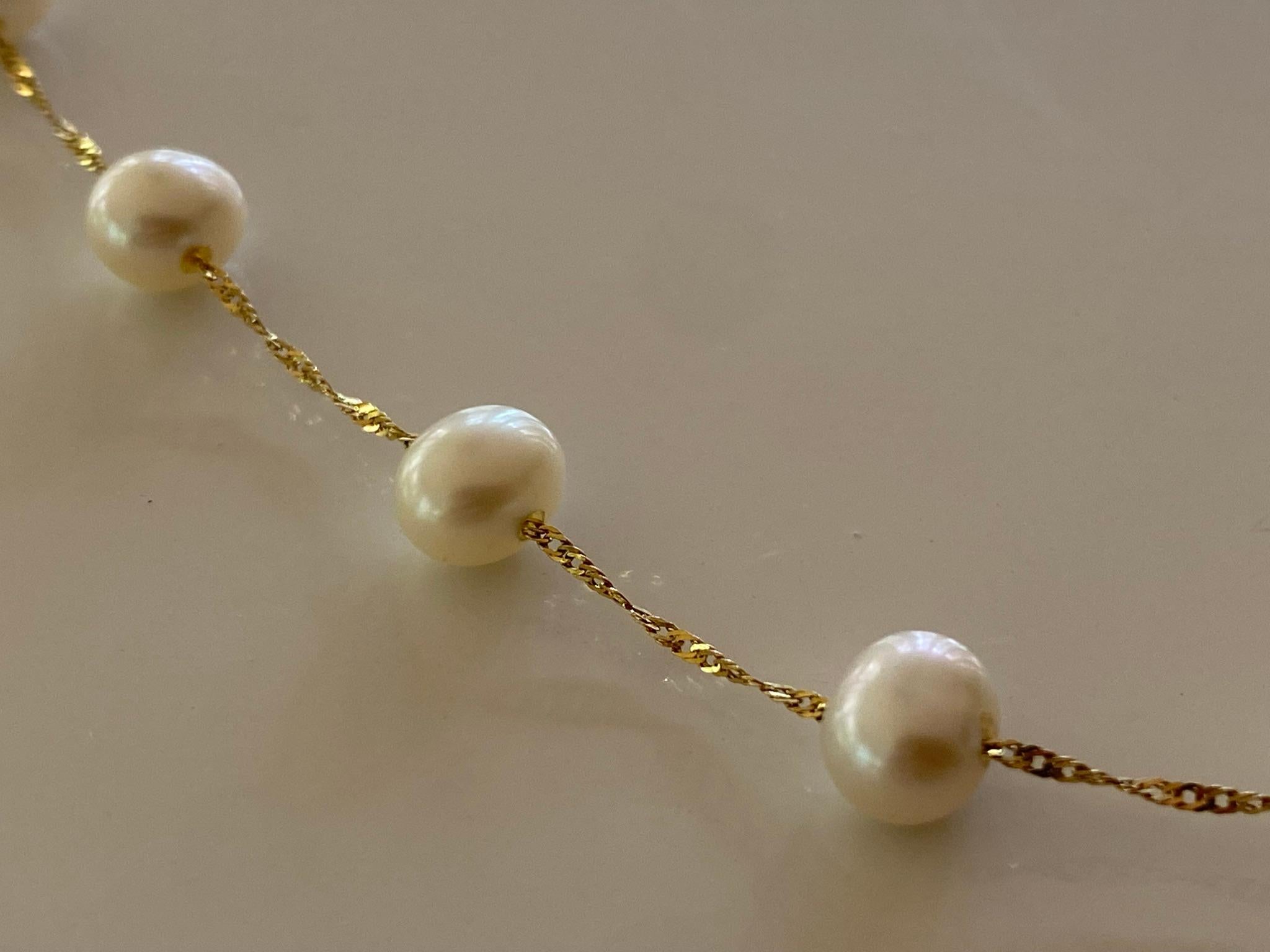 Freshwater White Pearl and 14kt Yellow Gold Necklace   For Sale 1