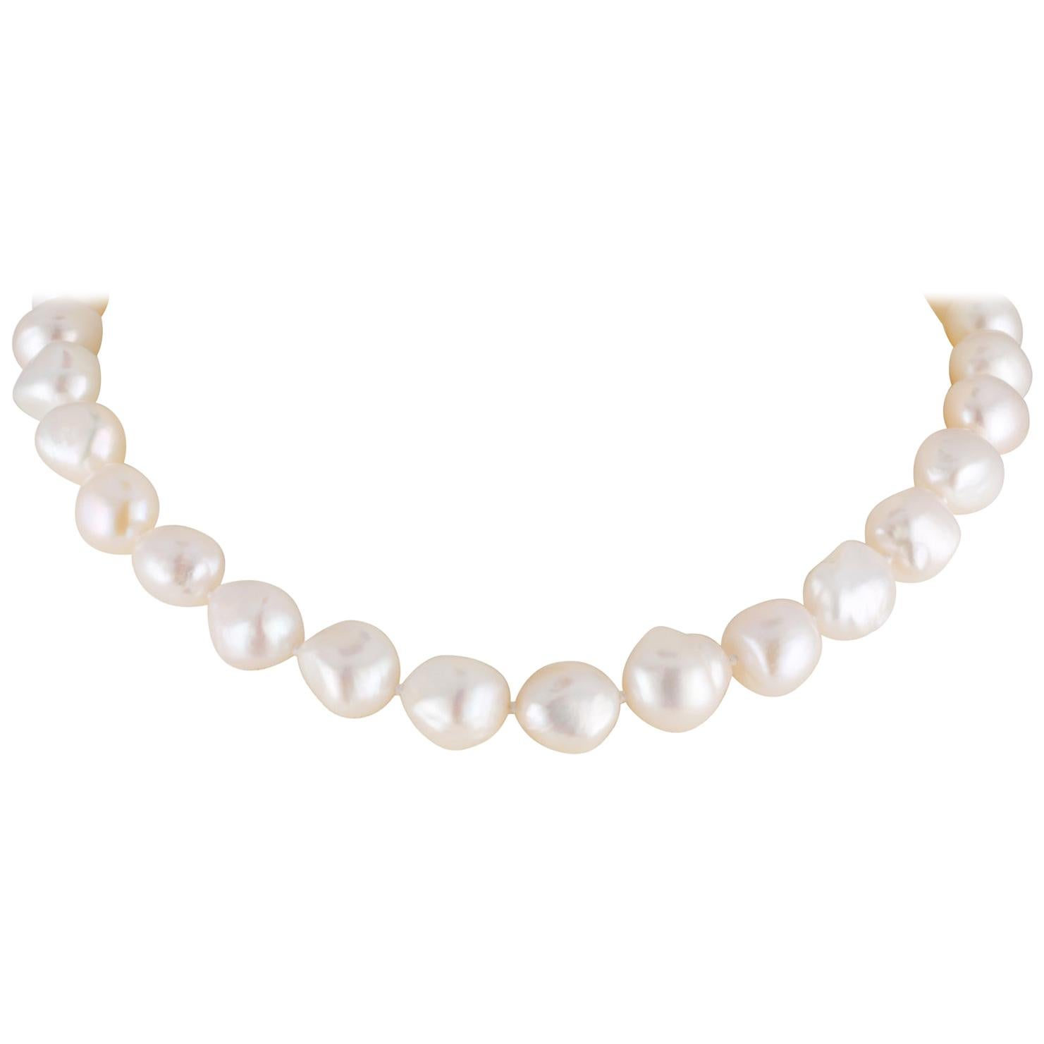 Freshwater White Pearl Baroque Choker Necklace with Silver Clasp