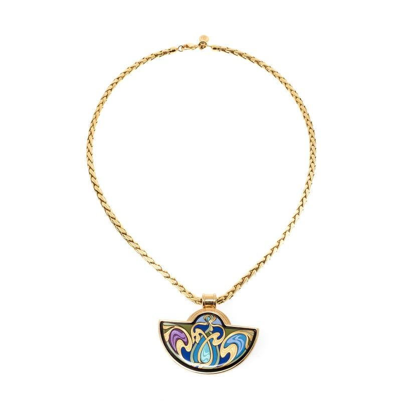 This beauty from Frey Wille is exquisite and perfectly designed to impress! Beautifully crafted from gold-plated metal, this necklace is a stunner. It has been styled with a half moon pendant designed with fire enamel while being held by a chain and