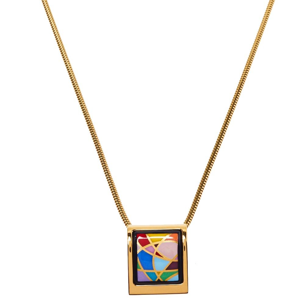 This necklace by Frey Wille is elegant, it will make you look good and you'll love wearing it around your neck. The exquisite creation is sculpted from gold plated metal, and comes with a pendant styled with fire enamel. The sophisticated piece is