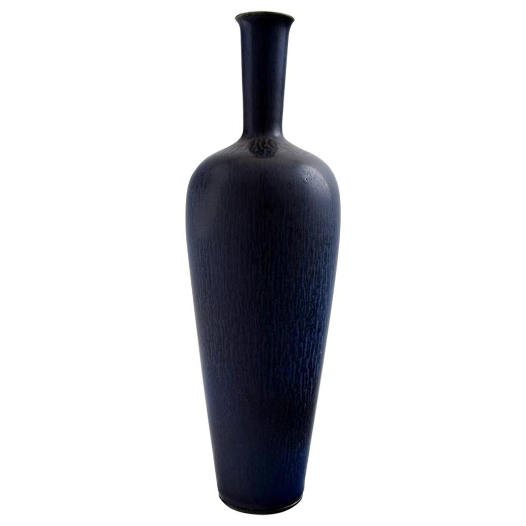 Berndt Friberg, Gustavsberg Studio. Ceramic vase with glaze in deep blue shades For Sale