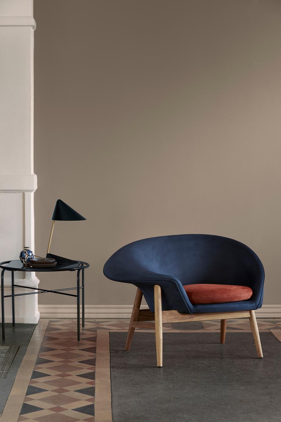 Fried Egg Left Lounge Chair Pelle di pecora Scandinavo Grigio by Warm Nordic in vendita 4