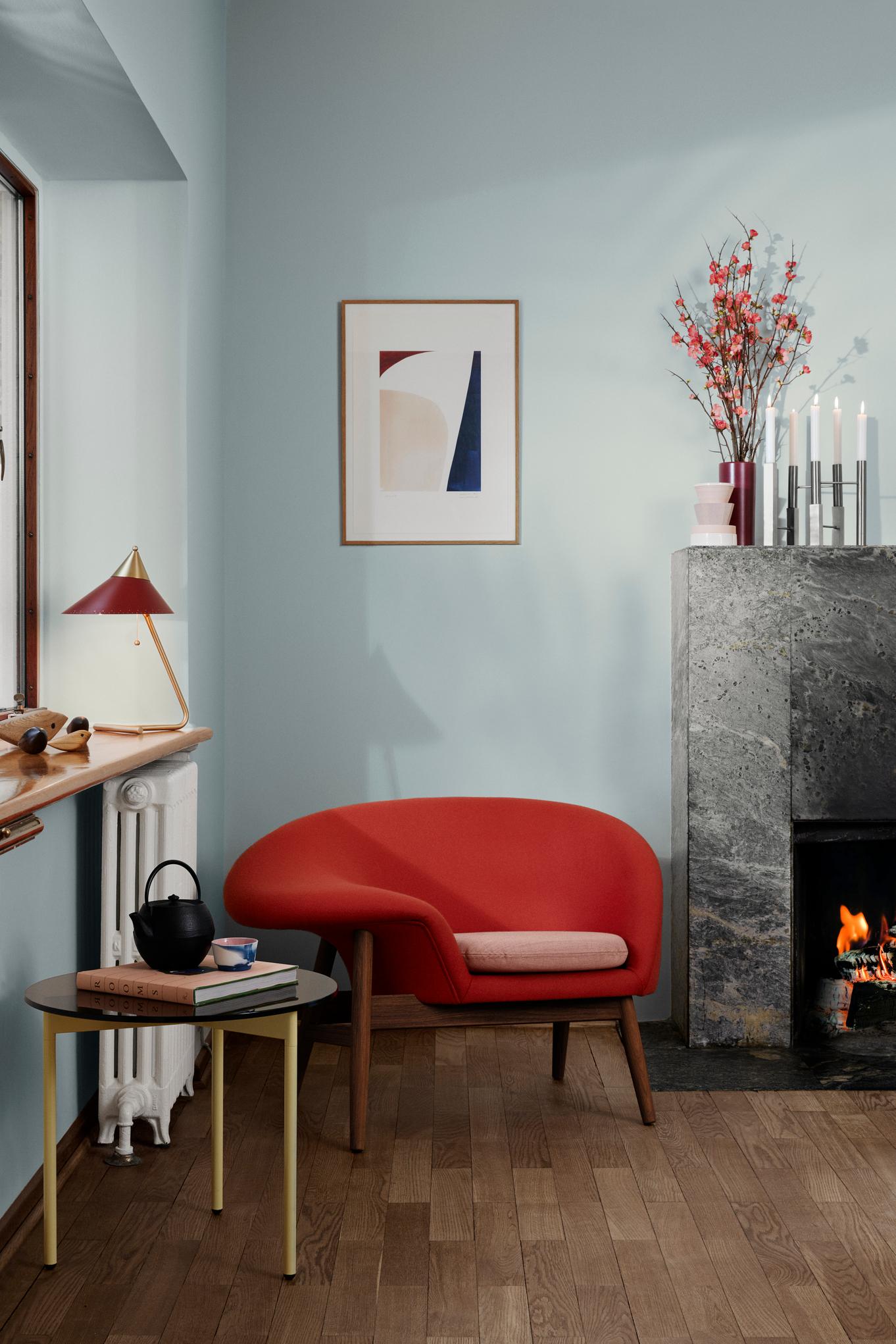 Montone Fried Egg Left Lounge Chair Pelle di pecora Scandinavo Grigio by Warm Nordic in vendita