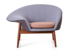 Fried Egg Left Lounge Chair Soft Violet, Plum, Fresh Peach by Warm Nordic