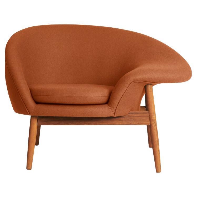 Fried Egg Right Lounge Chair Dark Ochre by Warm Nordic For Sale at 1stDibs