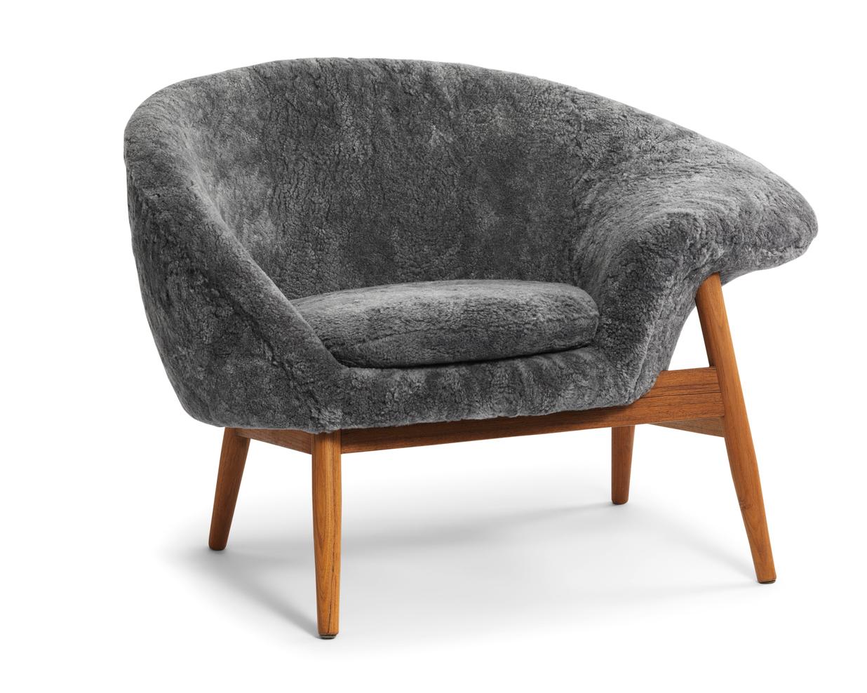 Post-Modern Fried Egg Right Lounge Chair Sheepskin Grey by Warm Nordic