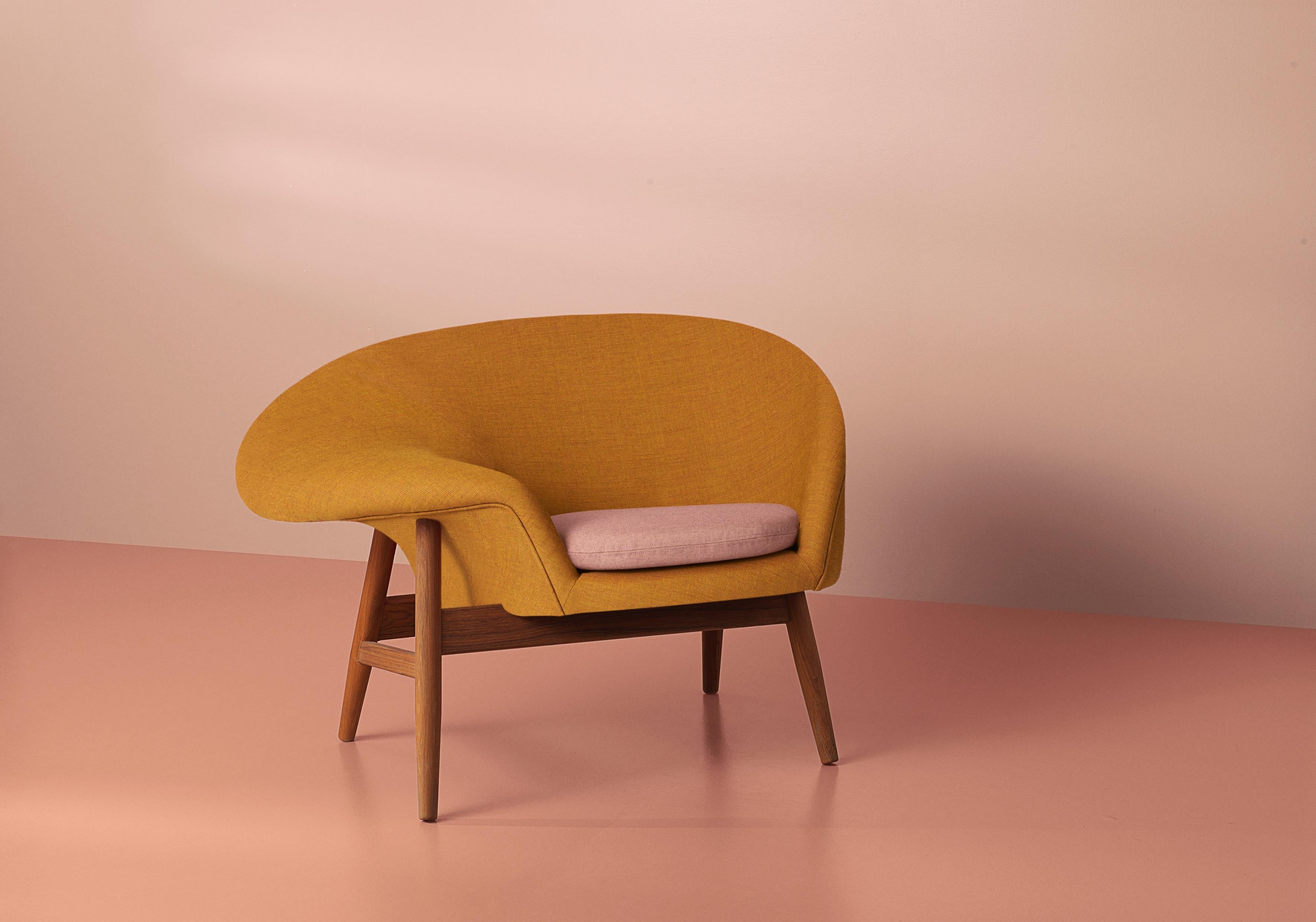 Spiegelei Zweifarbiger Stuhl:: von Hans Olsen aus Warm Nordic im Angebot 2