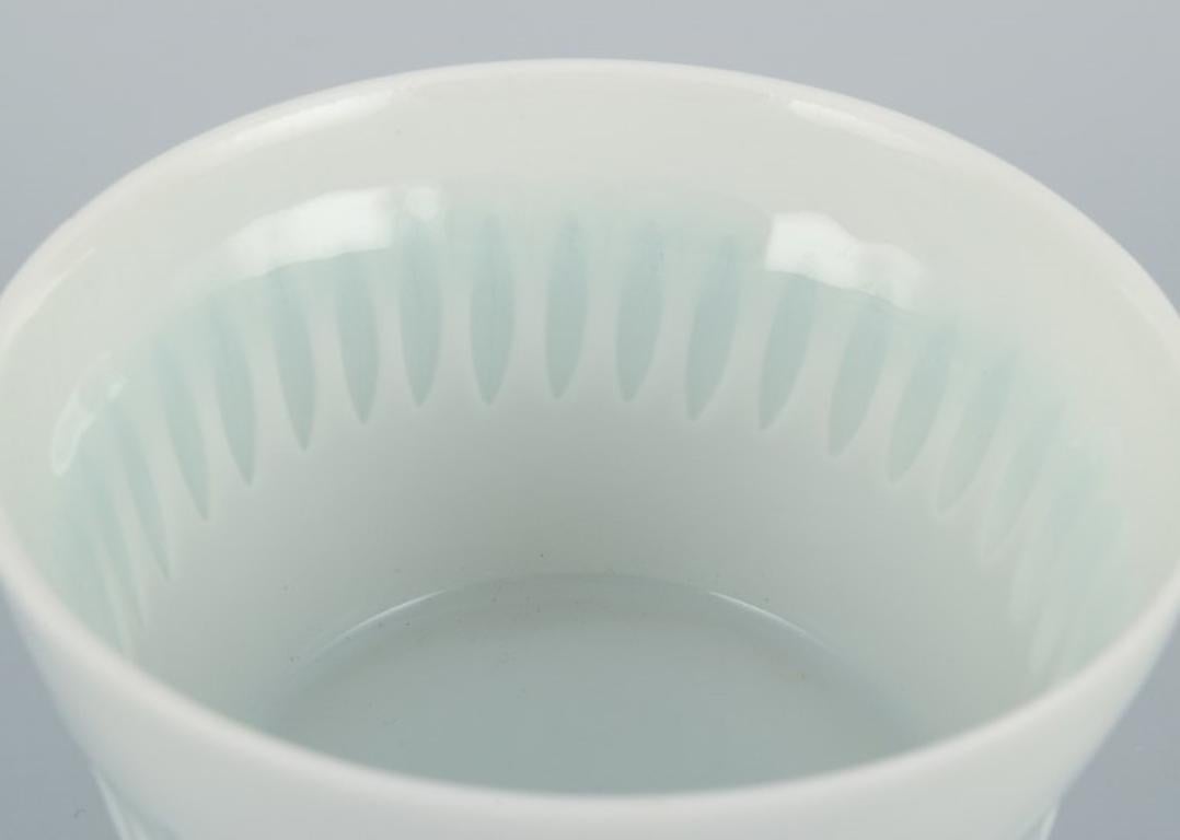 20th Century Friedl Holzer-Kjellberg for Arabia, Finland, Five Arabia Bowls in Porcelain For Sale
