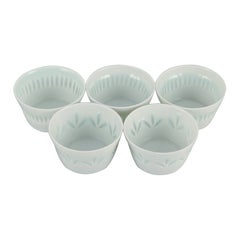 Friedl Holzer-Kjellberg para Arabia, Finlandia, Cinco cuencos Arabia de porcelana