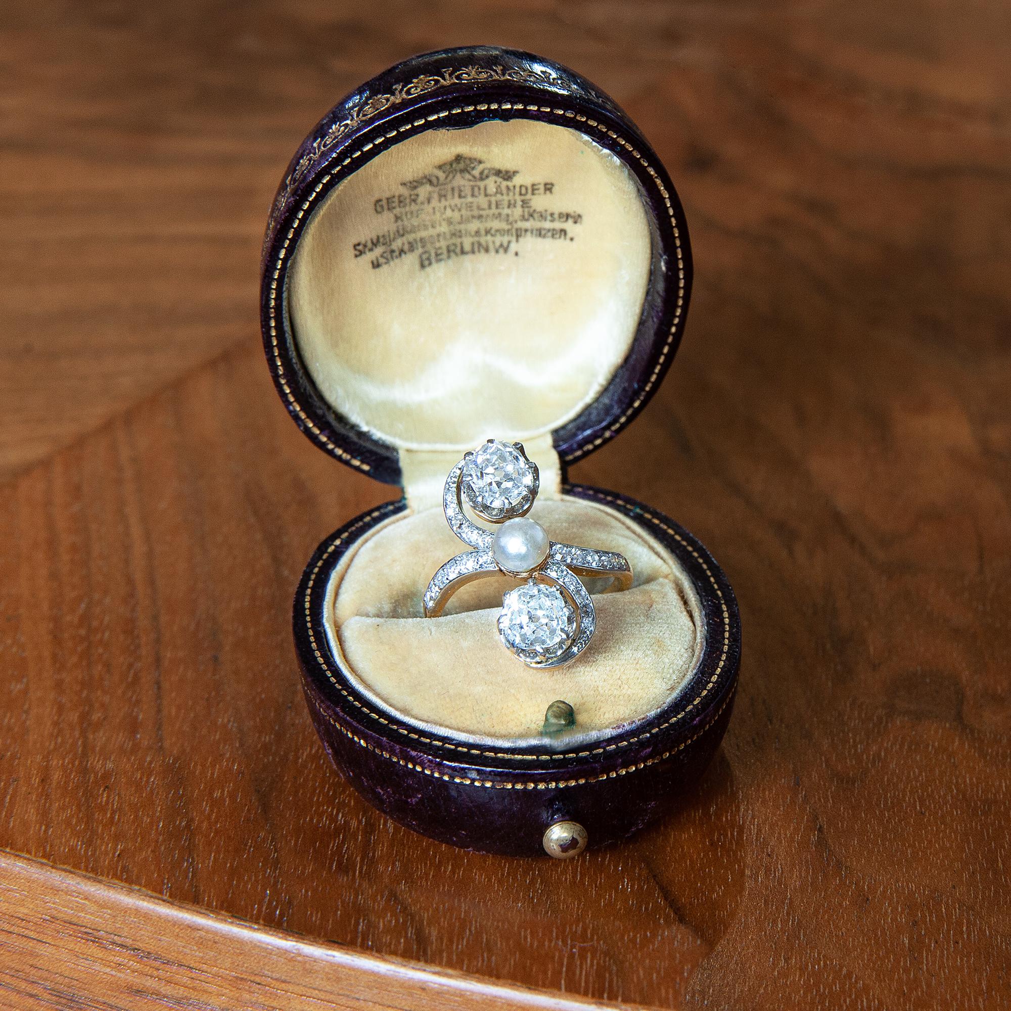 Friedländer circa 1910, Certified 2.03 Carat Diamond Trilogy Engagement Ring 5