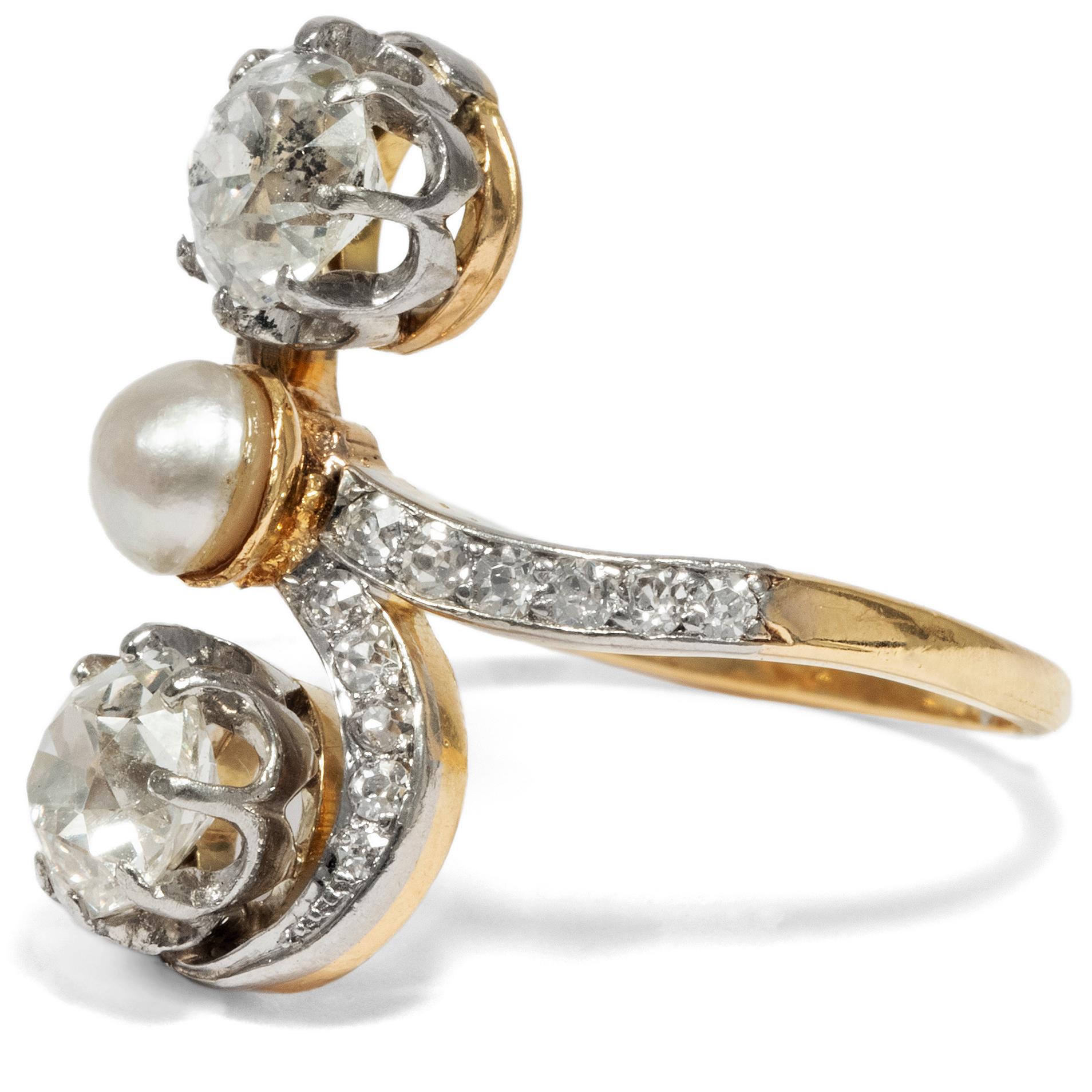 Edwardian Friedländer circa 1910, Certified 2.03 Carat Diamond Trilogy Engagement Ring