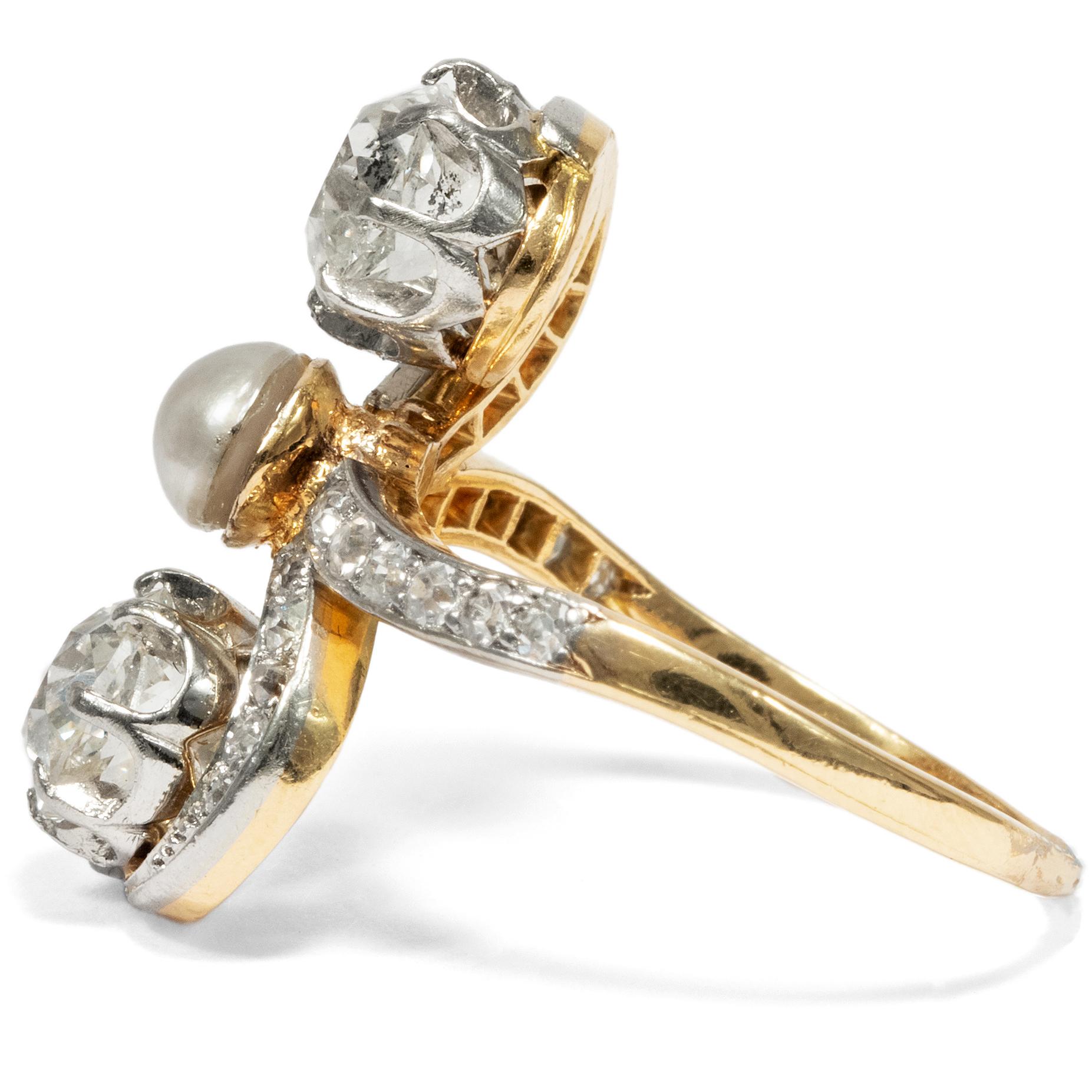 Old Mine Cut Friedländer circa 1910, Certified 2.03 Carat Diamond Trilogy Engagement Ring