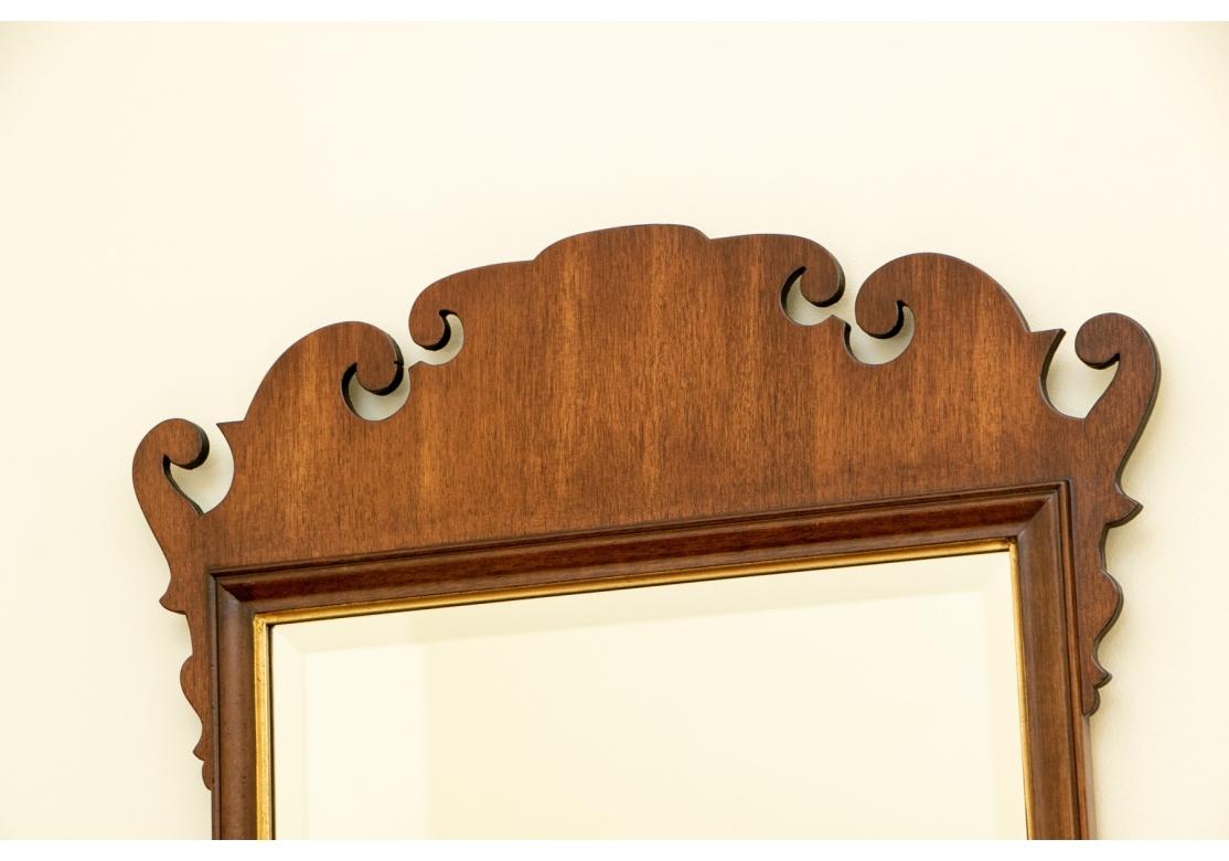 Friedman Bros. Williamsburg Mahogany Chippendale Beveled Mirror en venta 5
