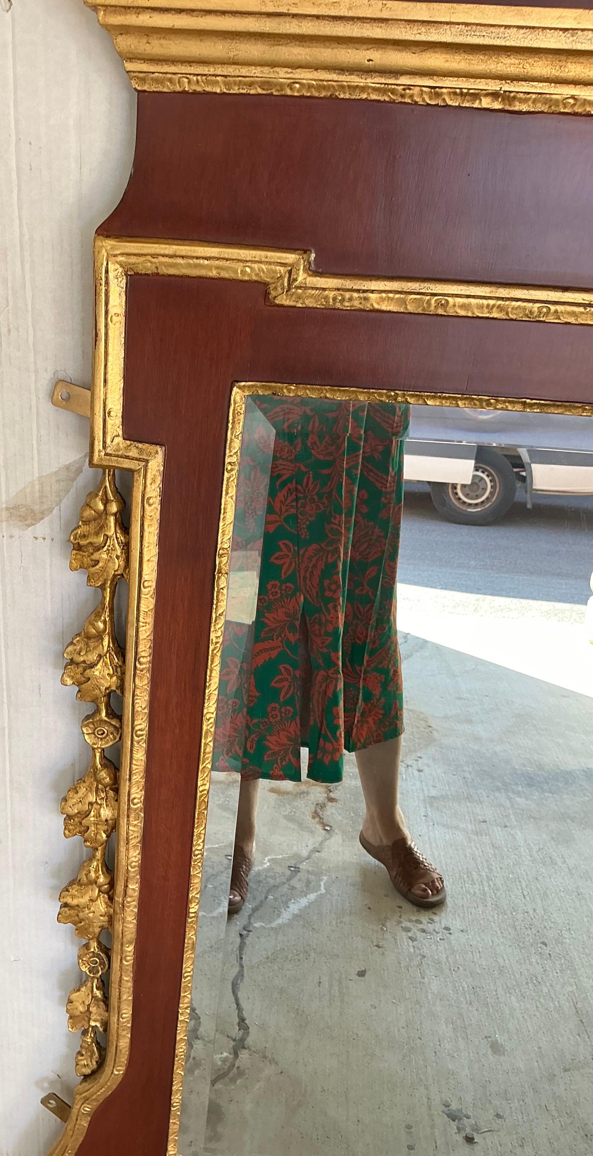 Friedman Bros. Miroirs italiens en bois doré de style fédéral Chippendale avec aigles - 2 en vente 5