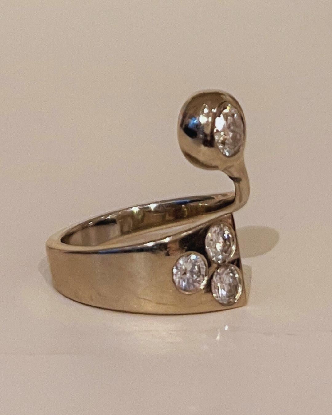 Modernist Friedrich Becker Diamond and 18 Karat Gold Crossover Ring, c. 1960 For Sale