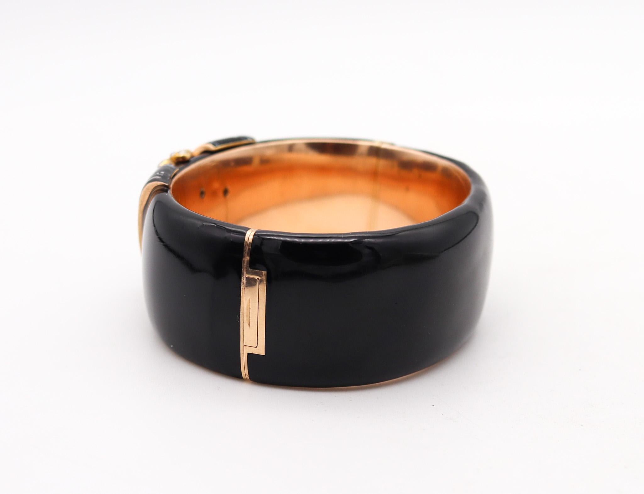 FRIEDRICH DRAXLER 1880 Bangle vittoriano smaltato nero in oro 14Kt con perle In condizioni ottime in vendita a Miami, FL