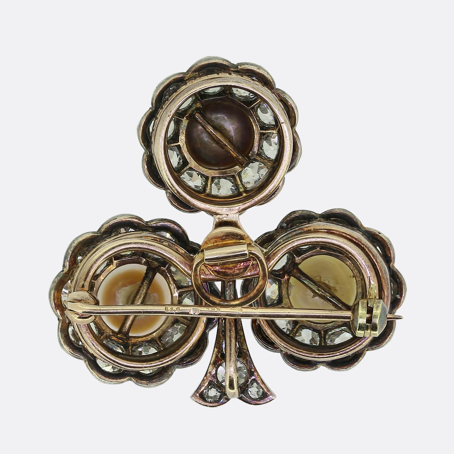 Here we have a marvellous clover brooch by leading Swiss born Russian court jeweller, Friedrich Köchli. While little is known today, he can be counted among the greatest of Russian jewellers and was favoured by Tsars and wealthy Grand Dukes. By
