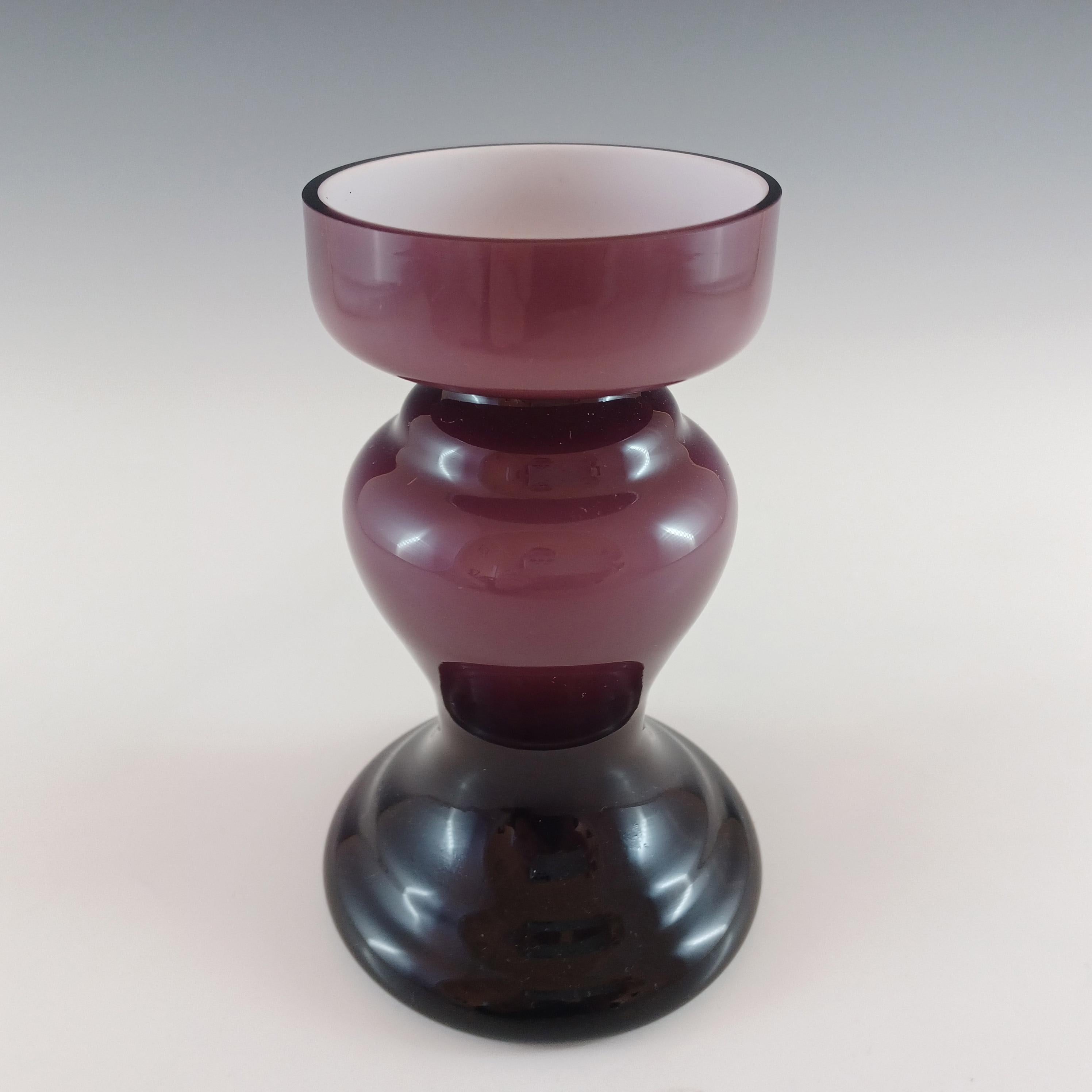 Mid-Century Modern Vase en verre rétro violet de style scandinave Friedrich en vente