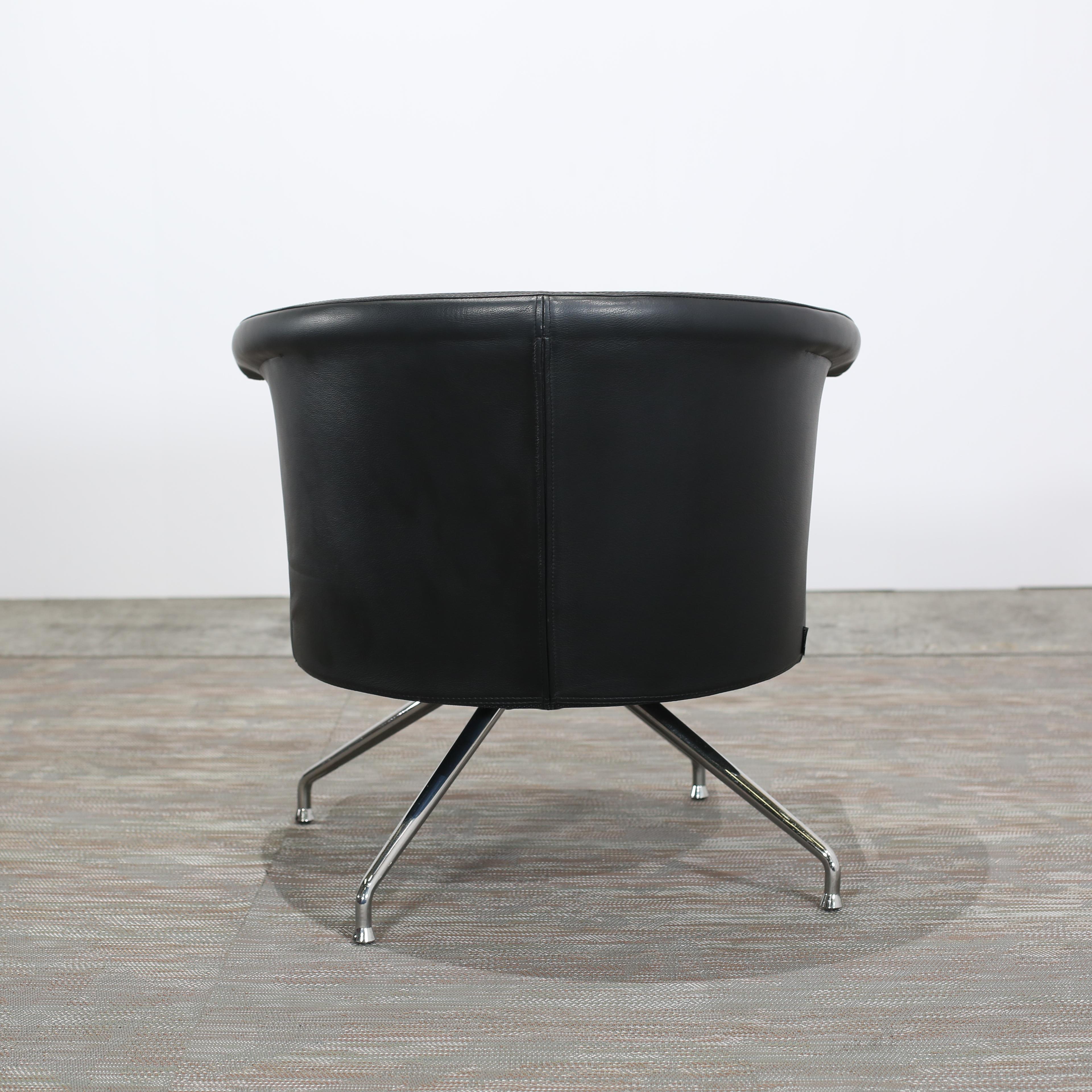 Italian Frighetto Leather Swivel Chair, Set of Four For Sale