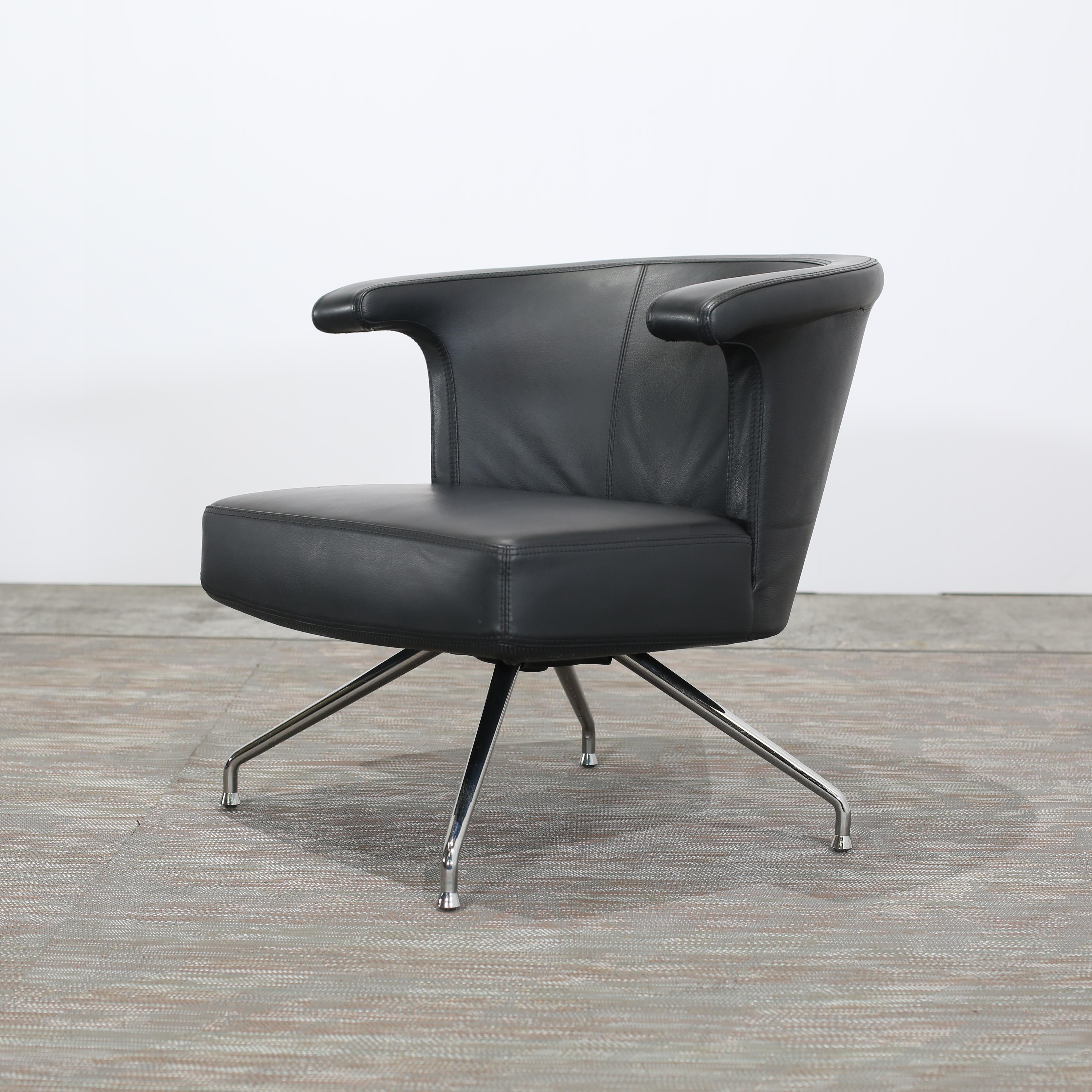 Contemporary Frighetto Leather Swivel Chair, Set of Four For Sale