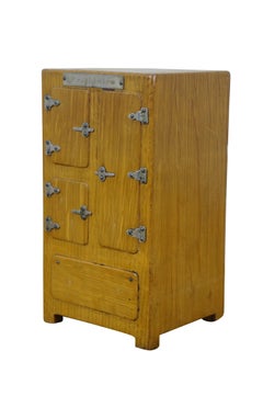 Frigidaire Oak Salesman Sample Wooden Refrigerator Ice Box Trinket Holder 7"