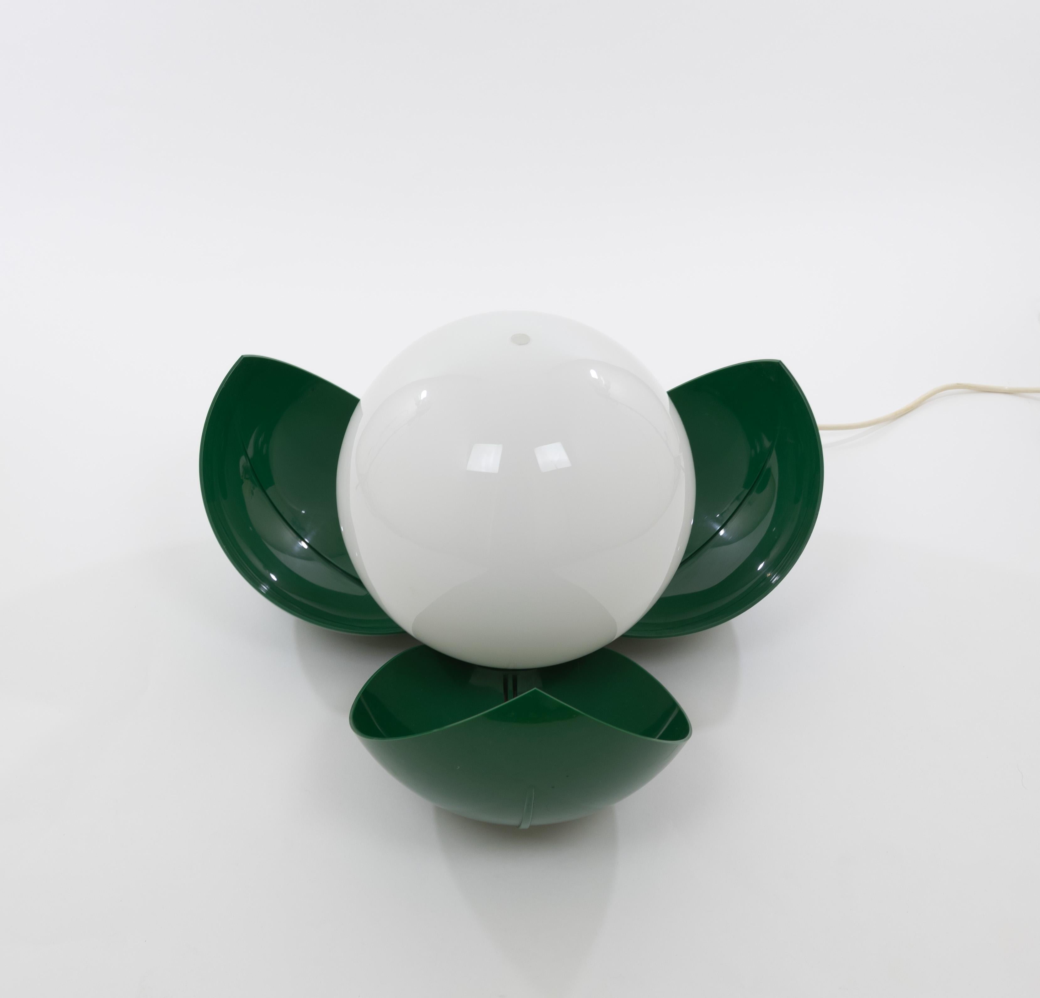 Lámpara de sobremesa Frine de Studio Tetrarch para Artemide, años 60 en venta 2