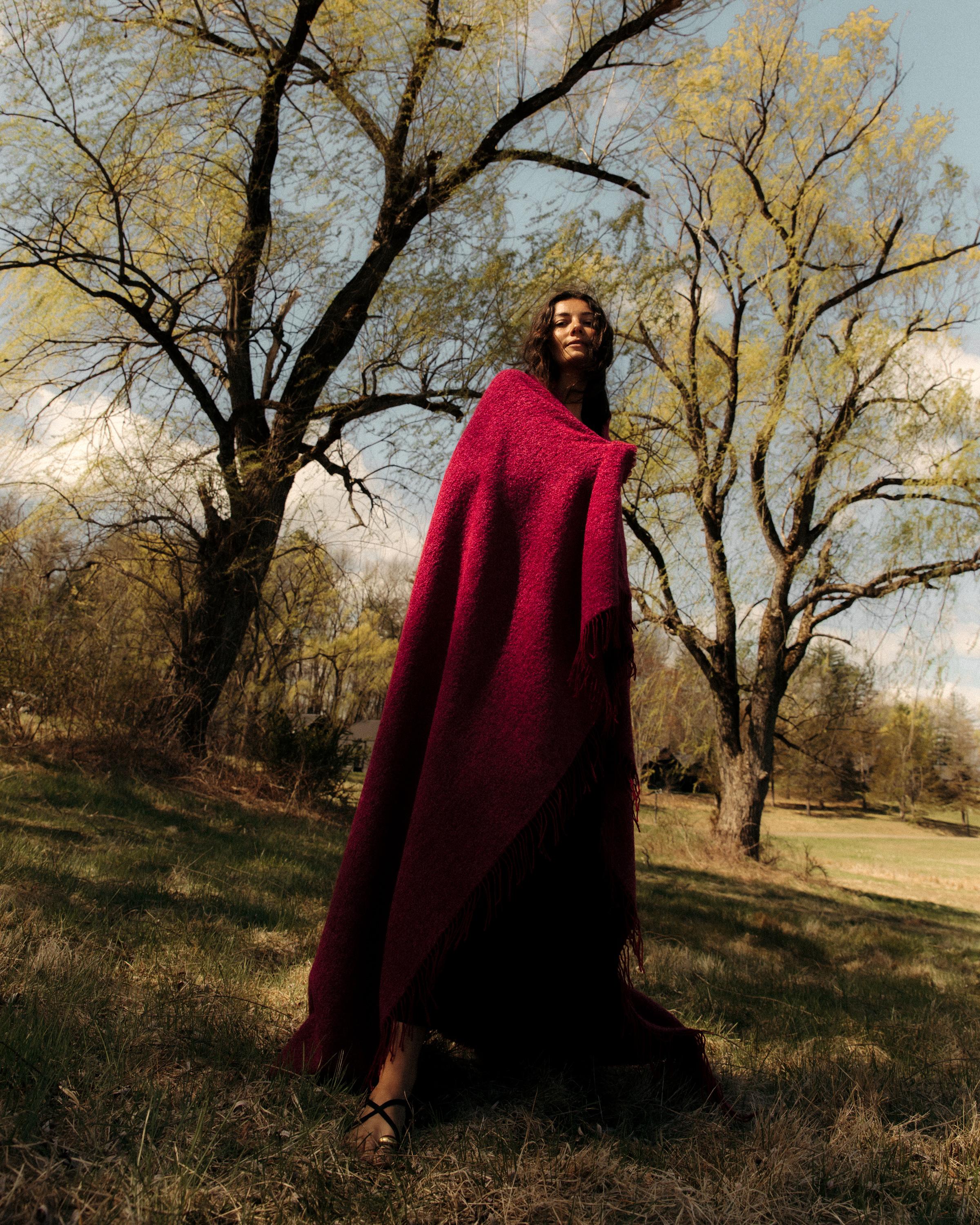 Tessuto Lenzuolo Bouclé con frange in fucsia in vendita