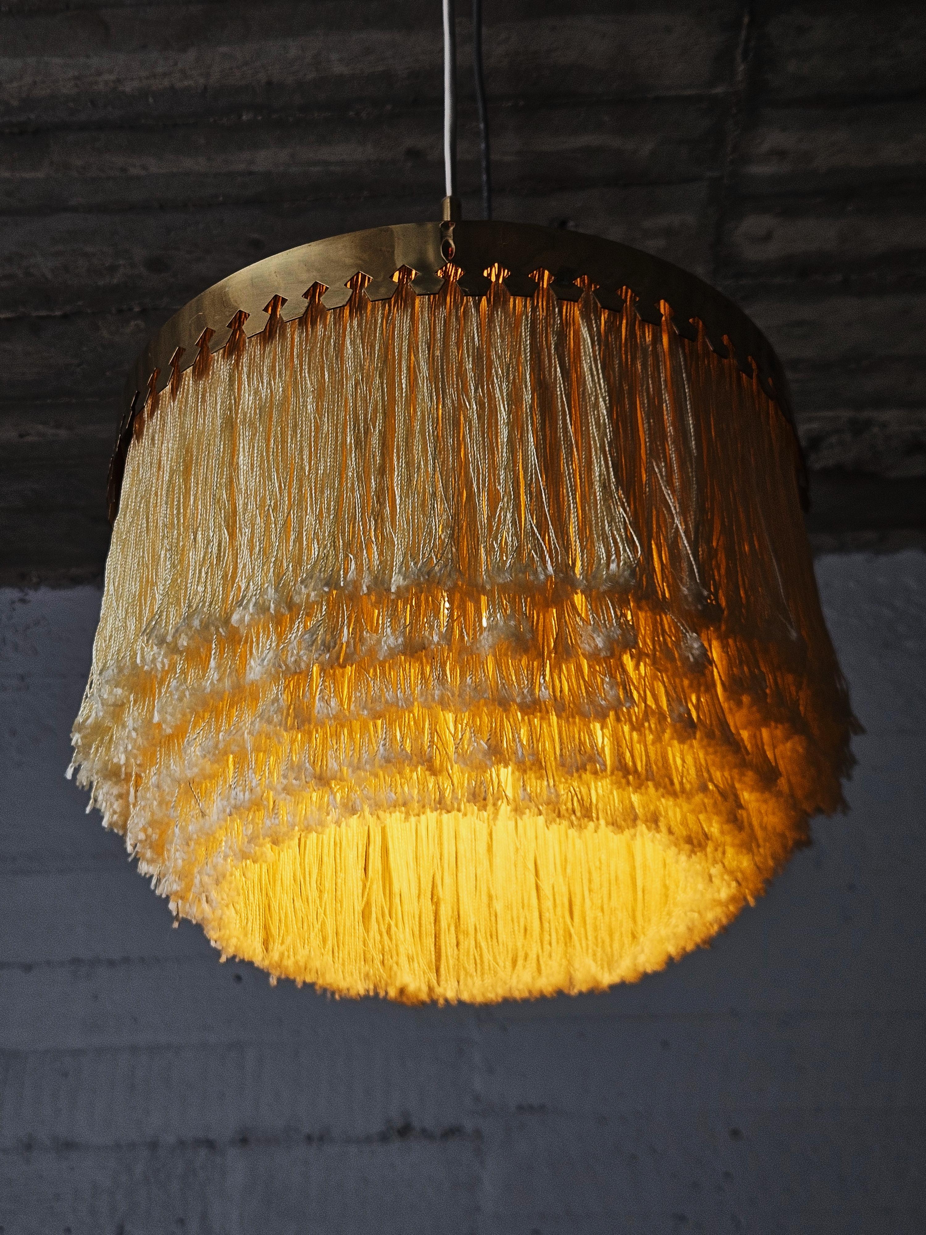 Lampada da soffitto a frangia 'T601/M' di Hans-Agne Jakobsson per Markaryd, Svezia, 1960. In condizioni discrete in vendita a Eskilstuna, SE