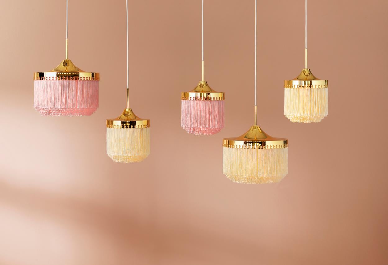 XXIe siècle et contemporain Petit pendentif à franges blanc crème de Warm Nordic en vente