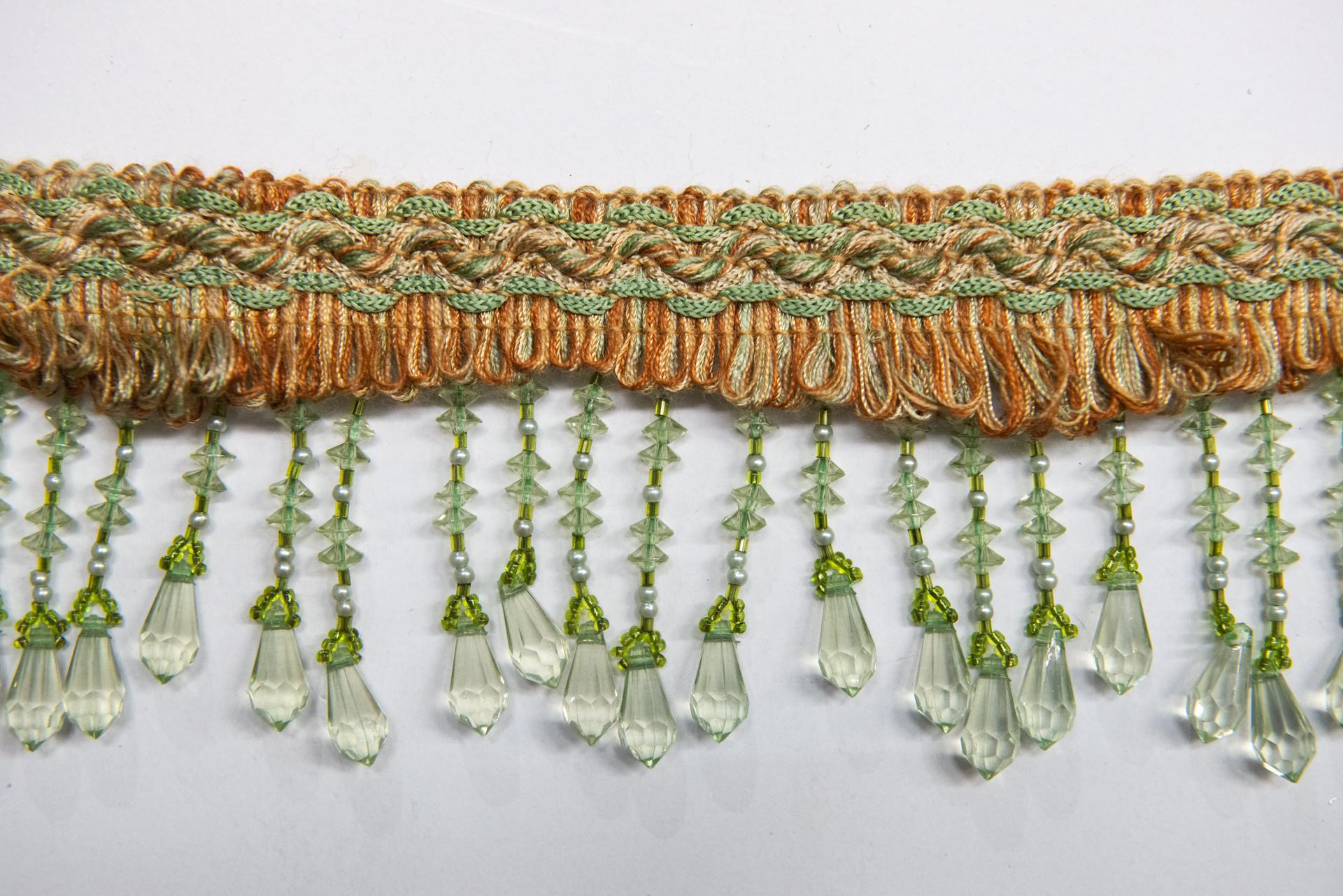 Interesting light green border or fringe with pendants: wonderful for tents, table-covers or any other idea. - 25 meters -