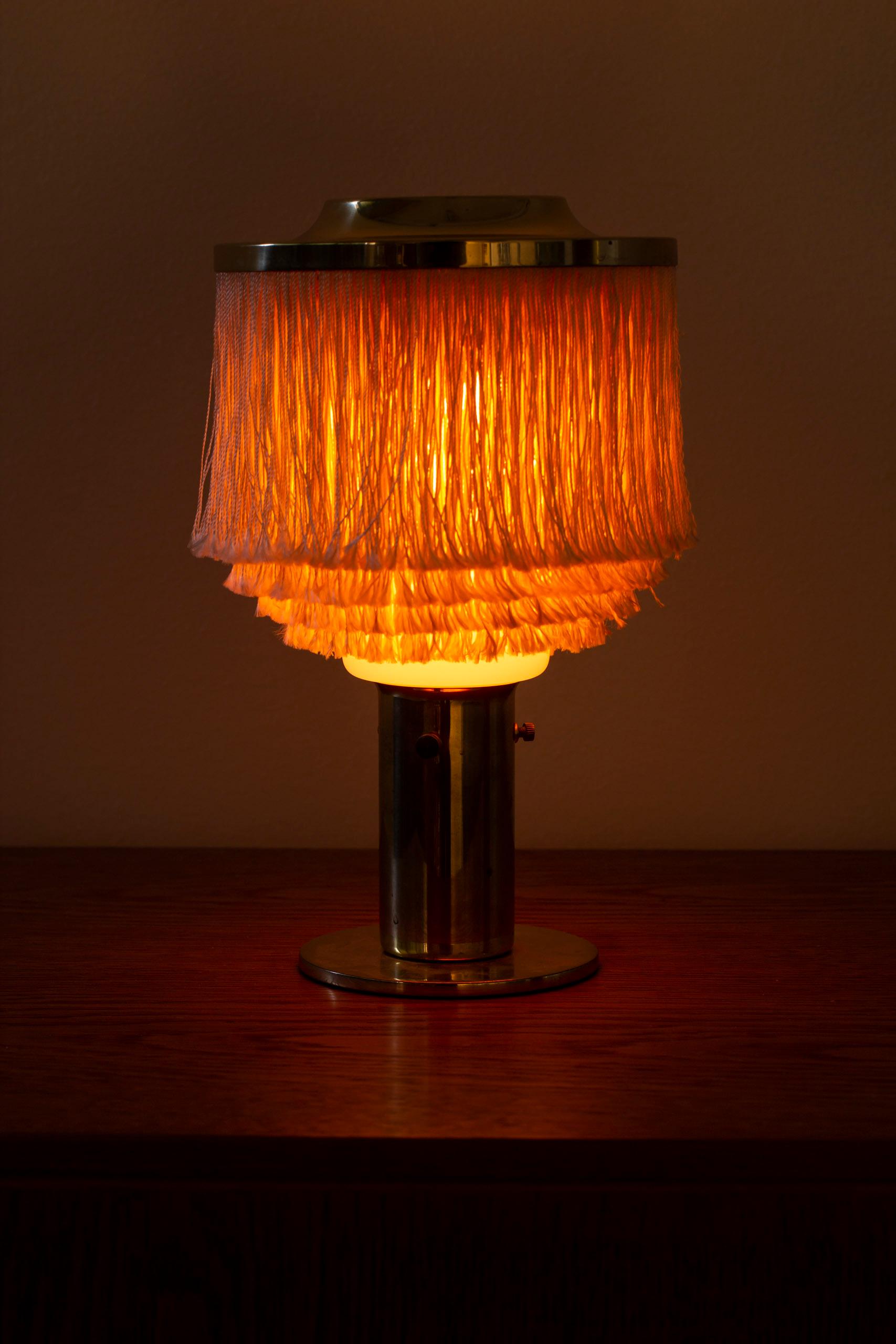 Verre opalin Lampe de table B145 de Hans Agne Jakobsson, Suède, années 1960 en vente