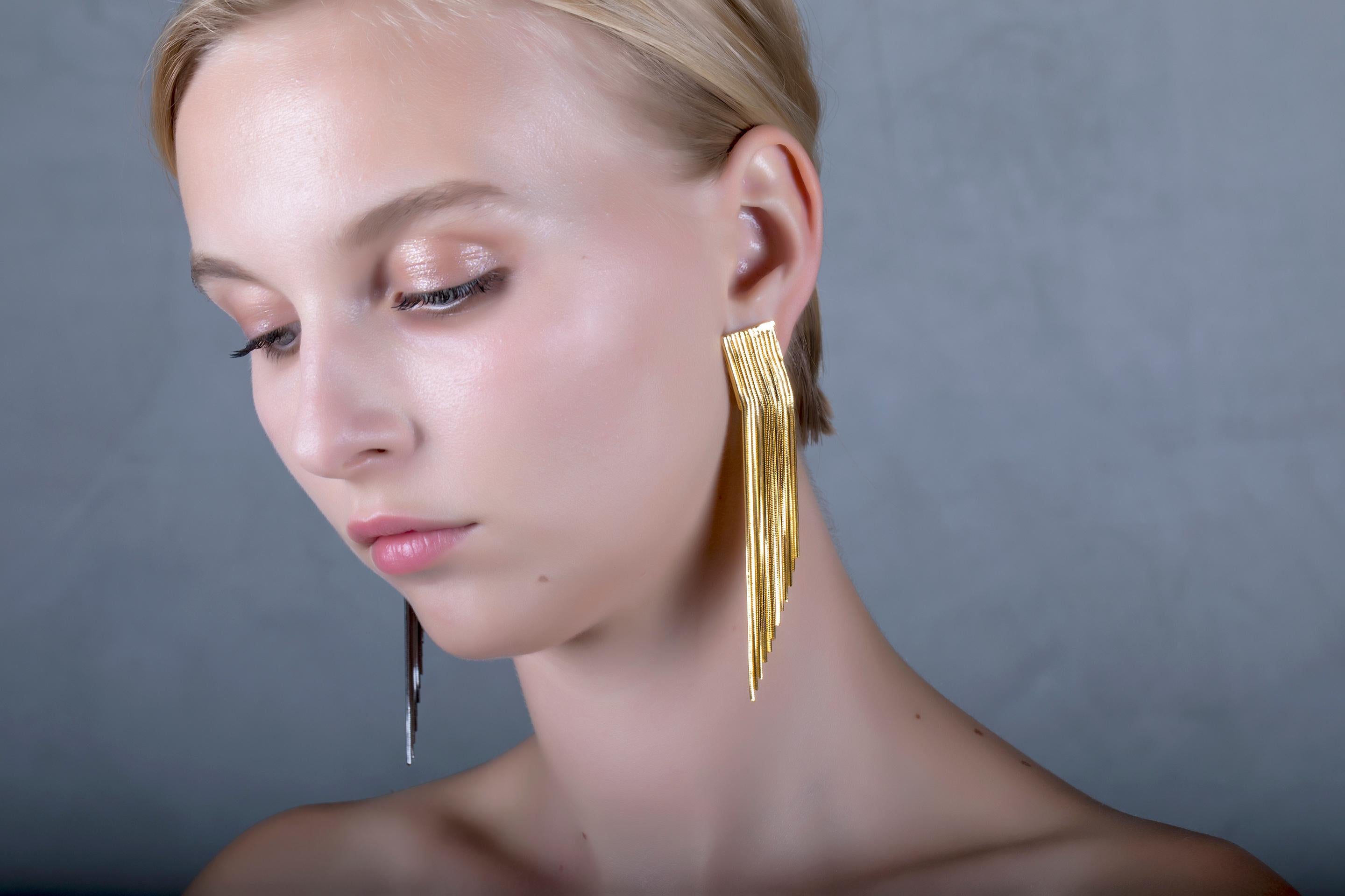 Fringed Clip Earrings in Two Tones of 18 Carat gold and Black Plating For Sale 1