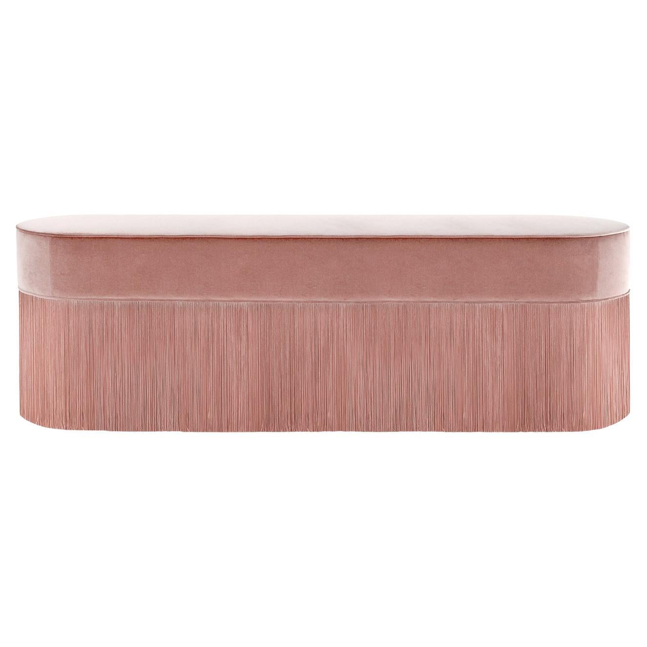 Panchina rosa con frange di Lorenza Bozzoli Couture