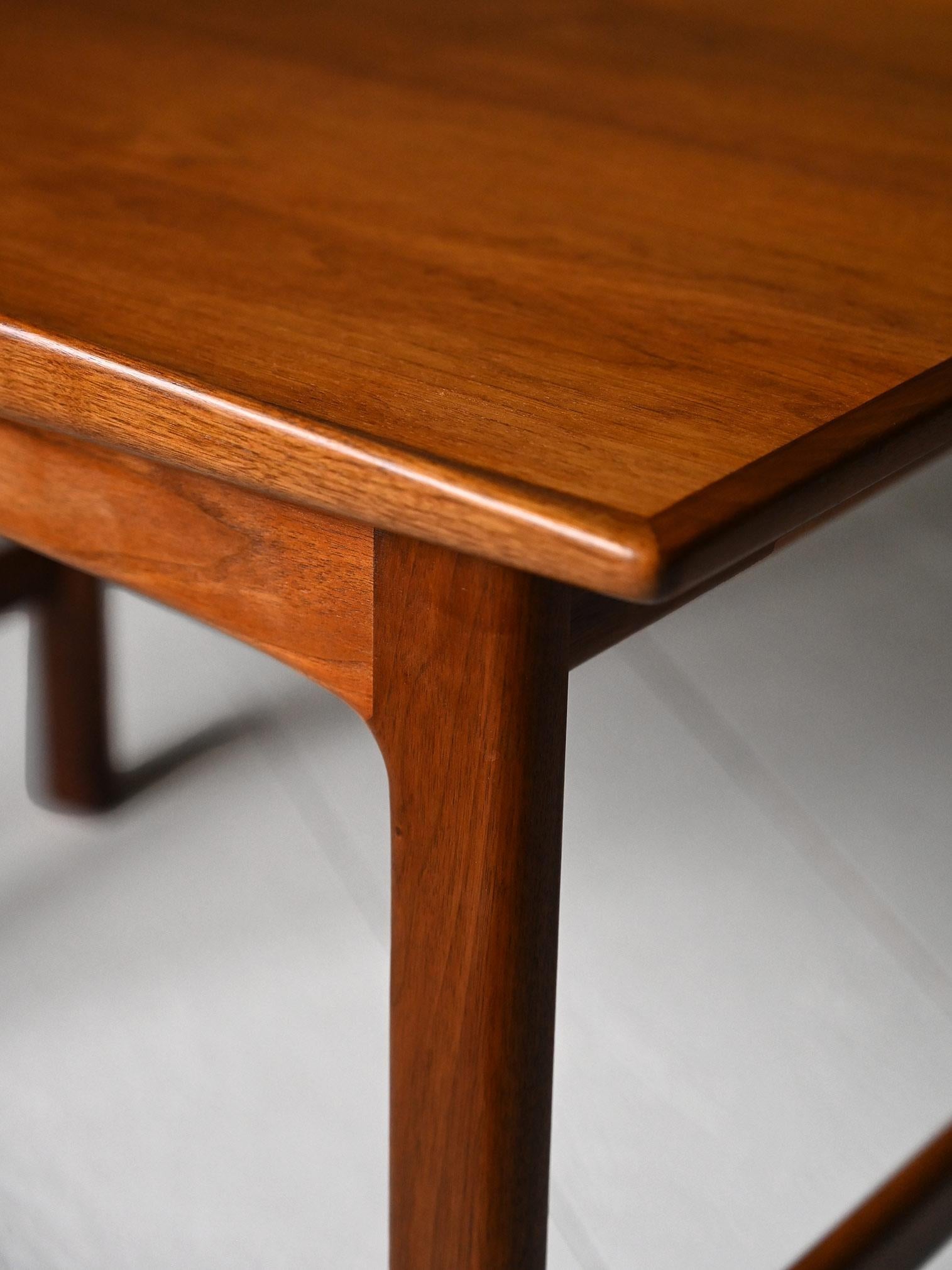 Teak 'Frisco' coffee table by Folke Ohlsson 1960s For Sale