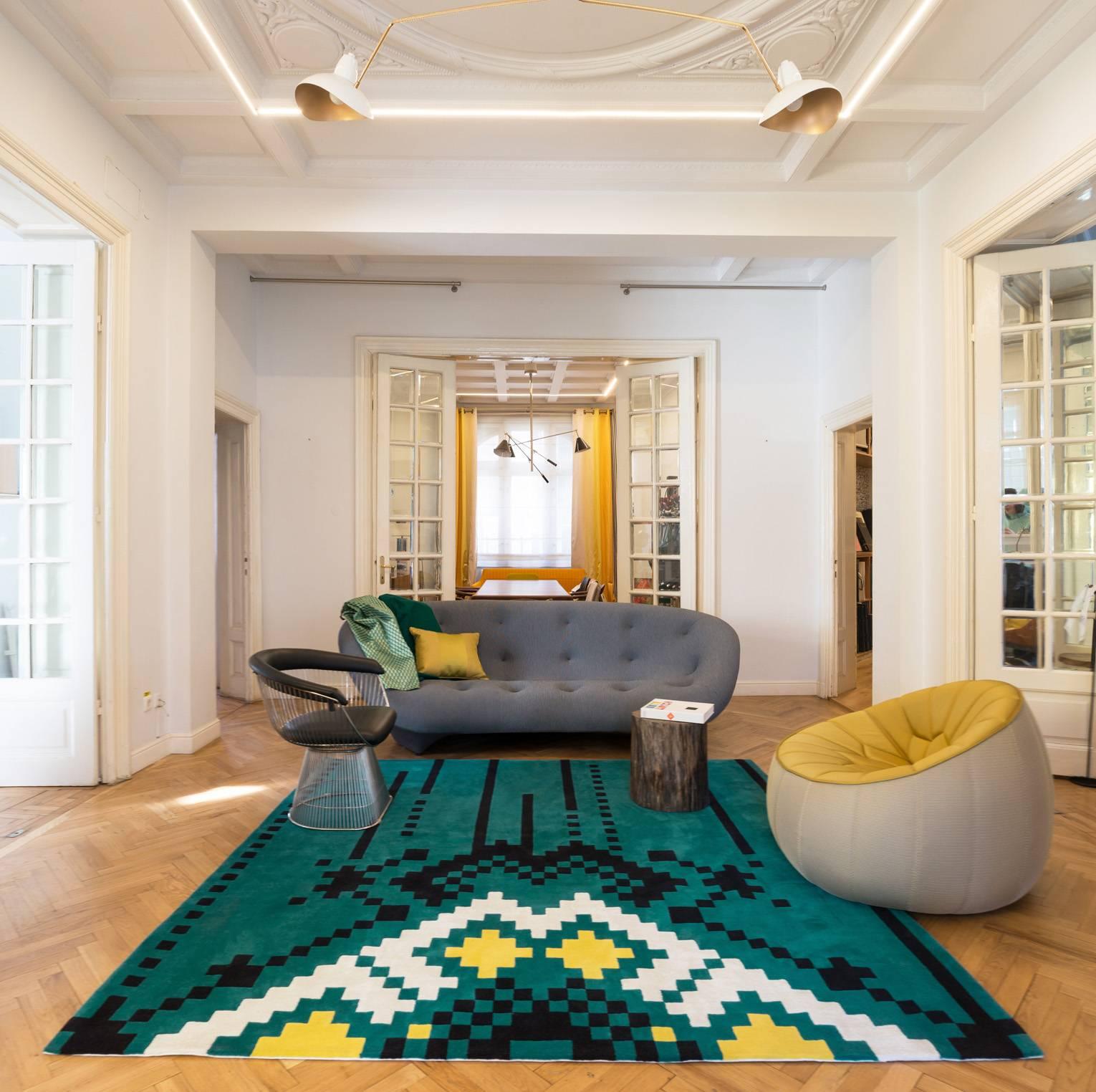 Launched in 2015, Dare to Rug is the first Romanian designer brand that creates hand-tufted rugs, mixing craft and design inspired by traditional patterns.

