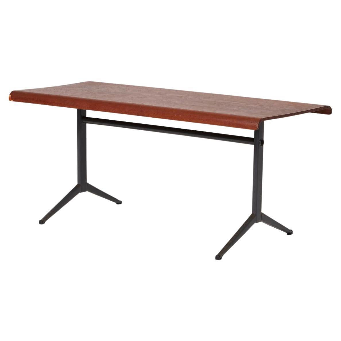 Friso Kramer coffee table For Sale