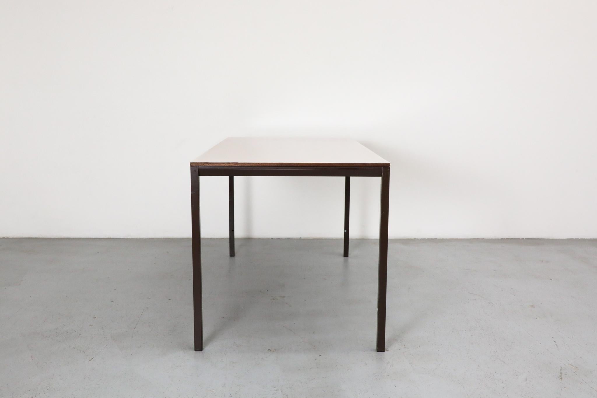 Olandese Tavolo 'Facet' di Friso Kramer per Ahrend de Cirkel, anni '70 in vendita