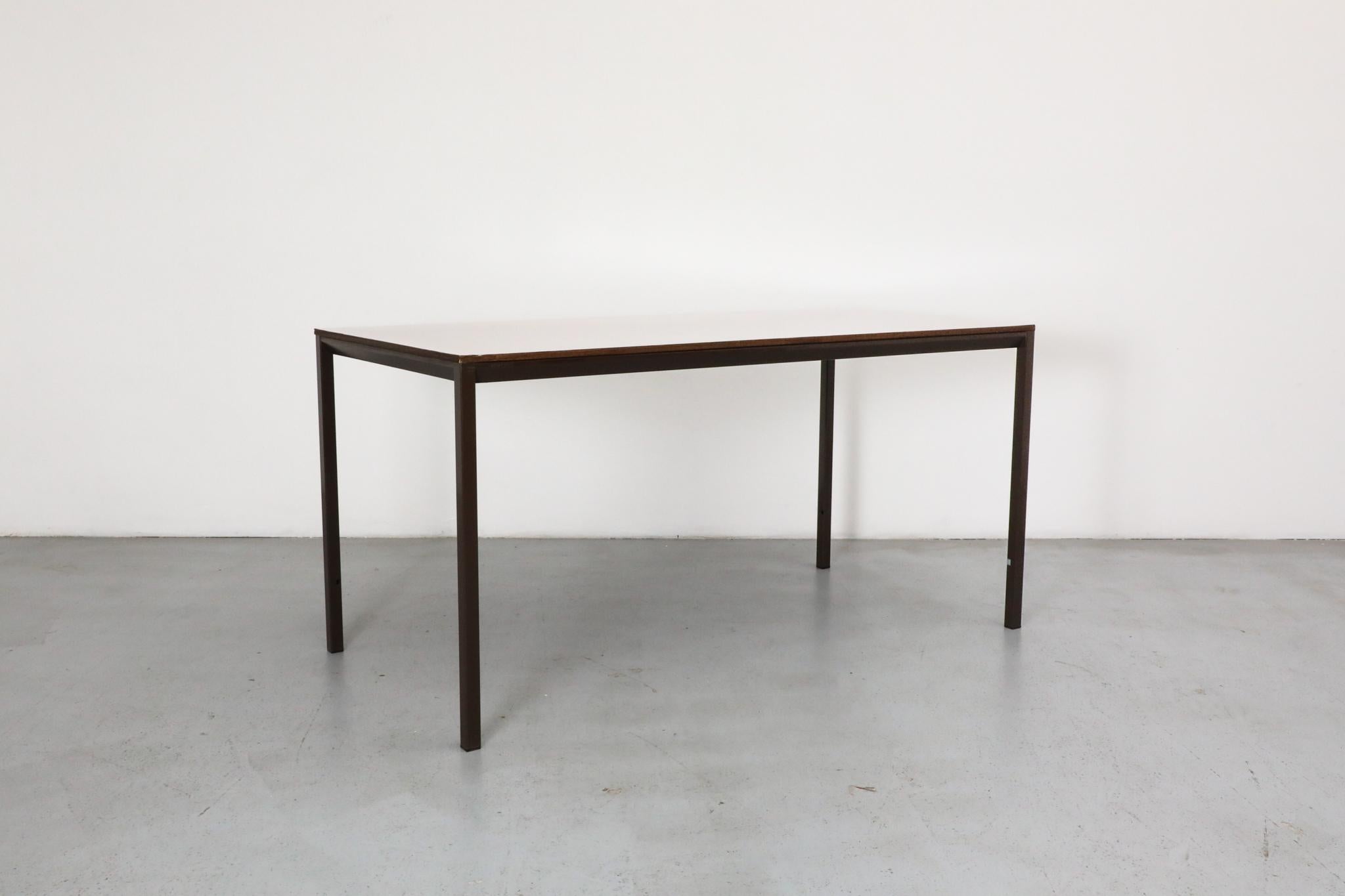 Smaltato Tavolo 'Facet' di Friso Kramer per Ahrend de Cirkel, anni '70 in vendita