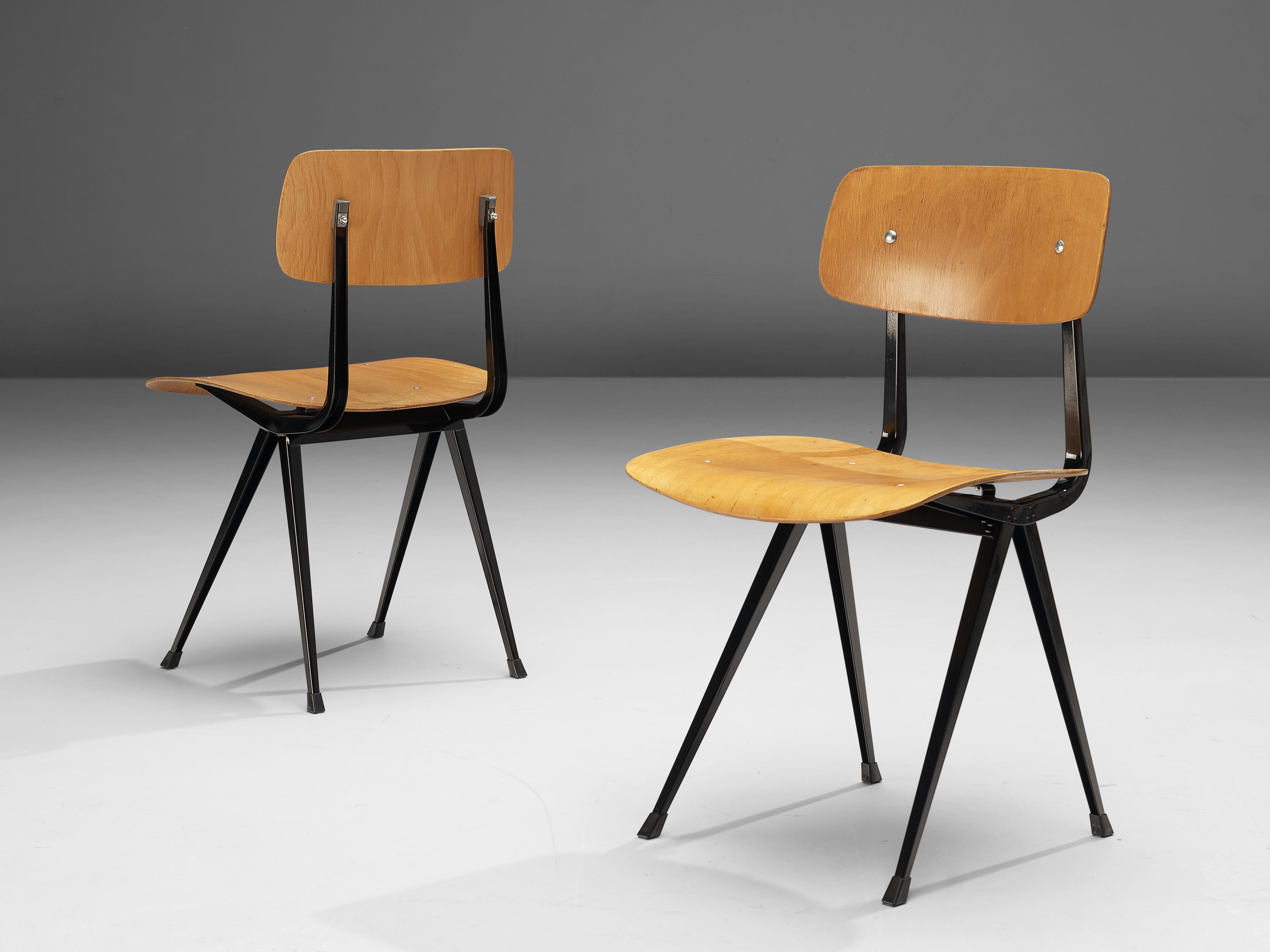 Metal Friso Kramer for Ahrend de Cirkel Set of Twelve 'Result' Chairs