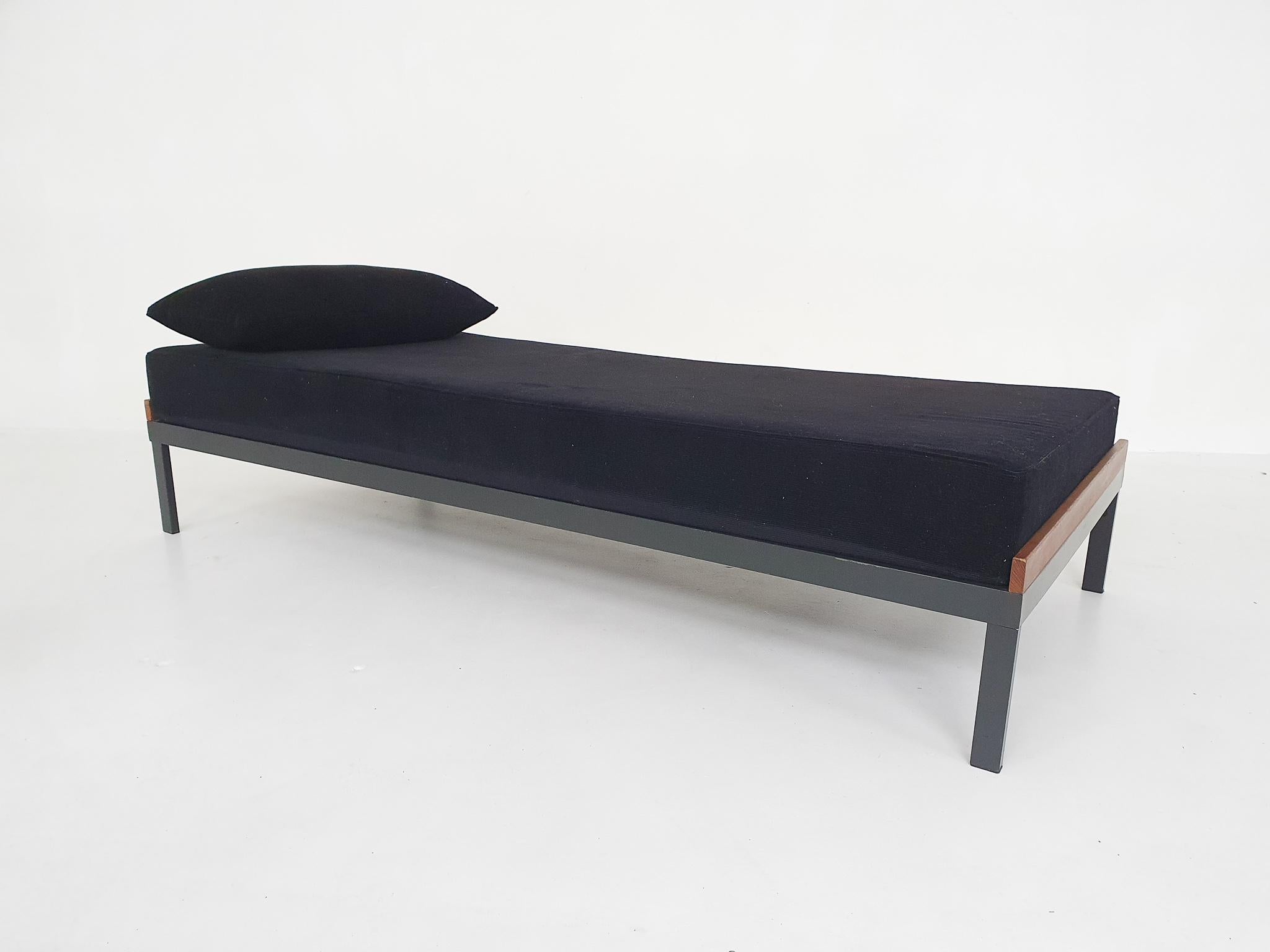 Mid-Century Modern Friso Kramer for Auping Daybed, The Netherlands, 1950's