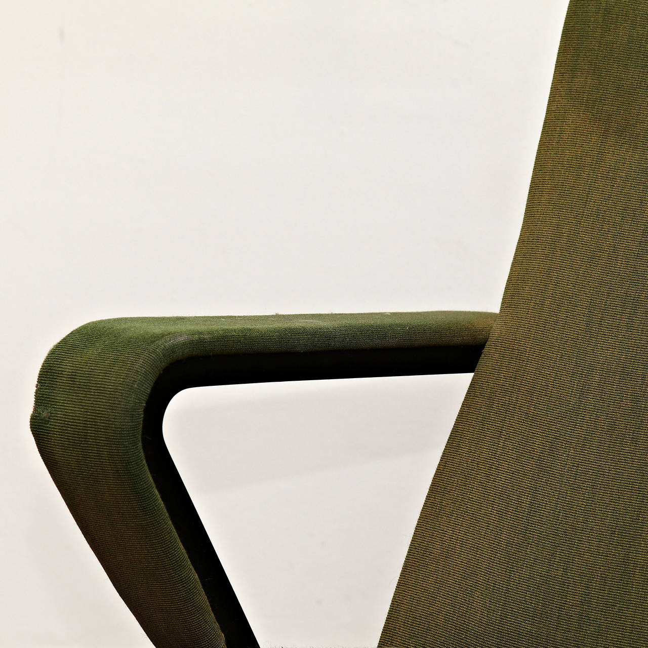 Metal Friso Kramer Mid-Century Modern Green Upholstered Repose Fauteuil, 1969