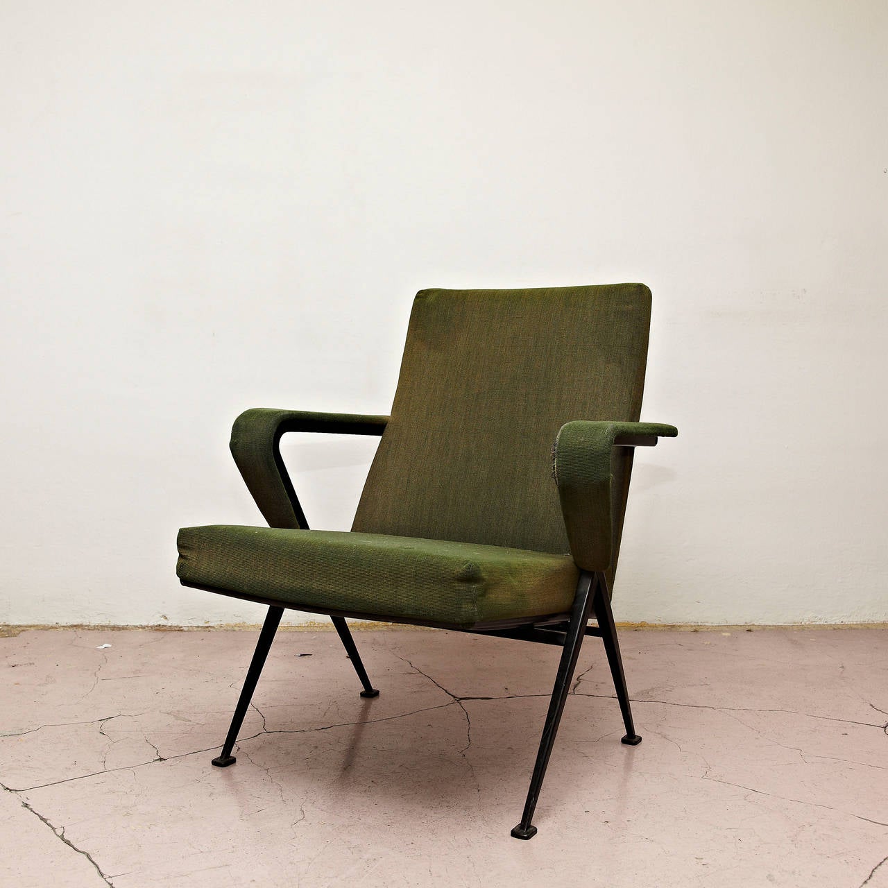 Friso Kramer Mid-Century Modern Green Upholstered Repose Fauteuil, 1969 1