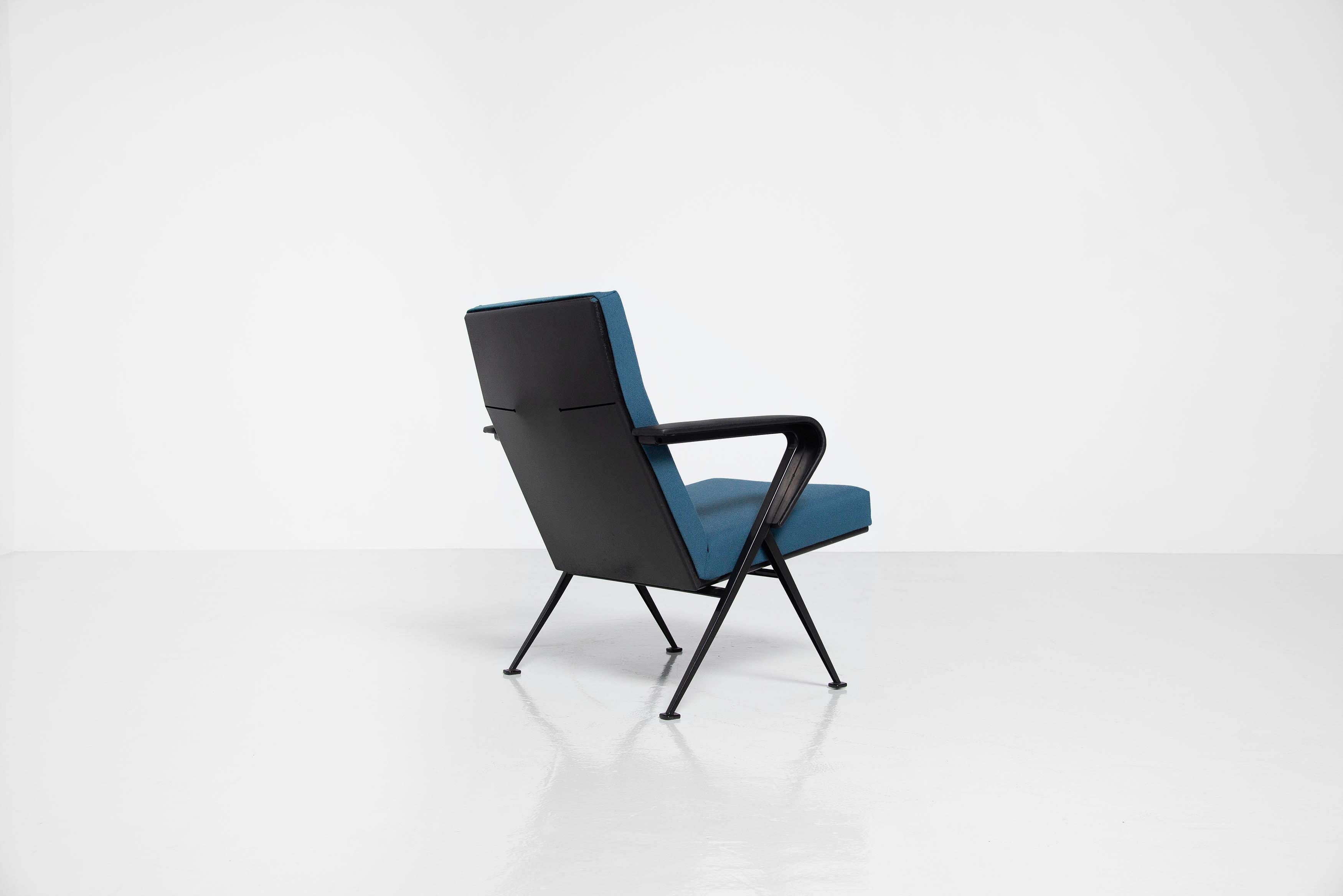 Mid-20th Century Friso Kramer Repose Chair Ahrend de Cirkel Holland 1959 For Sale