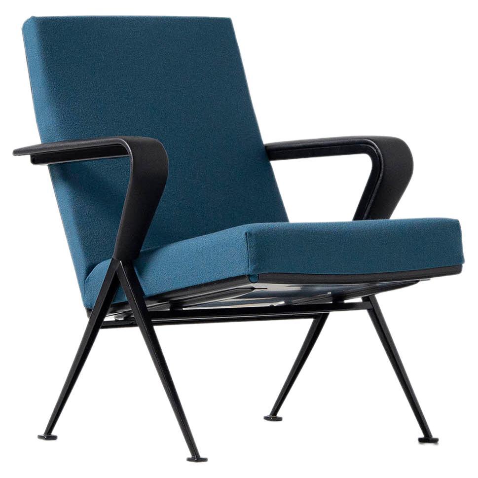 Friso Kramer Repose Chair Ahrend de Cirkel Holland 1959 For Sale